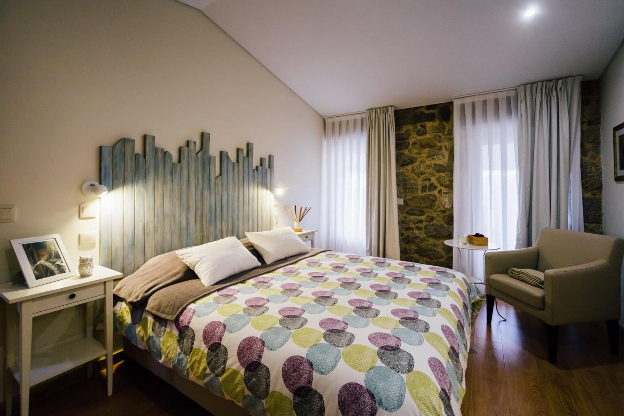 Apartment with Lake View - Photo 13