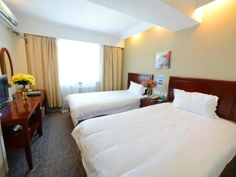 Twin Room - Photo 3