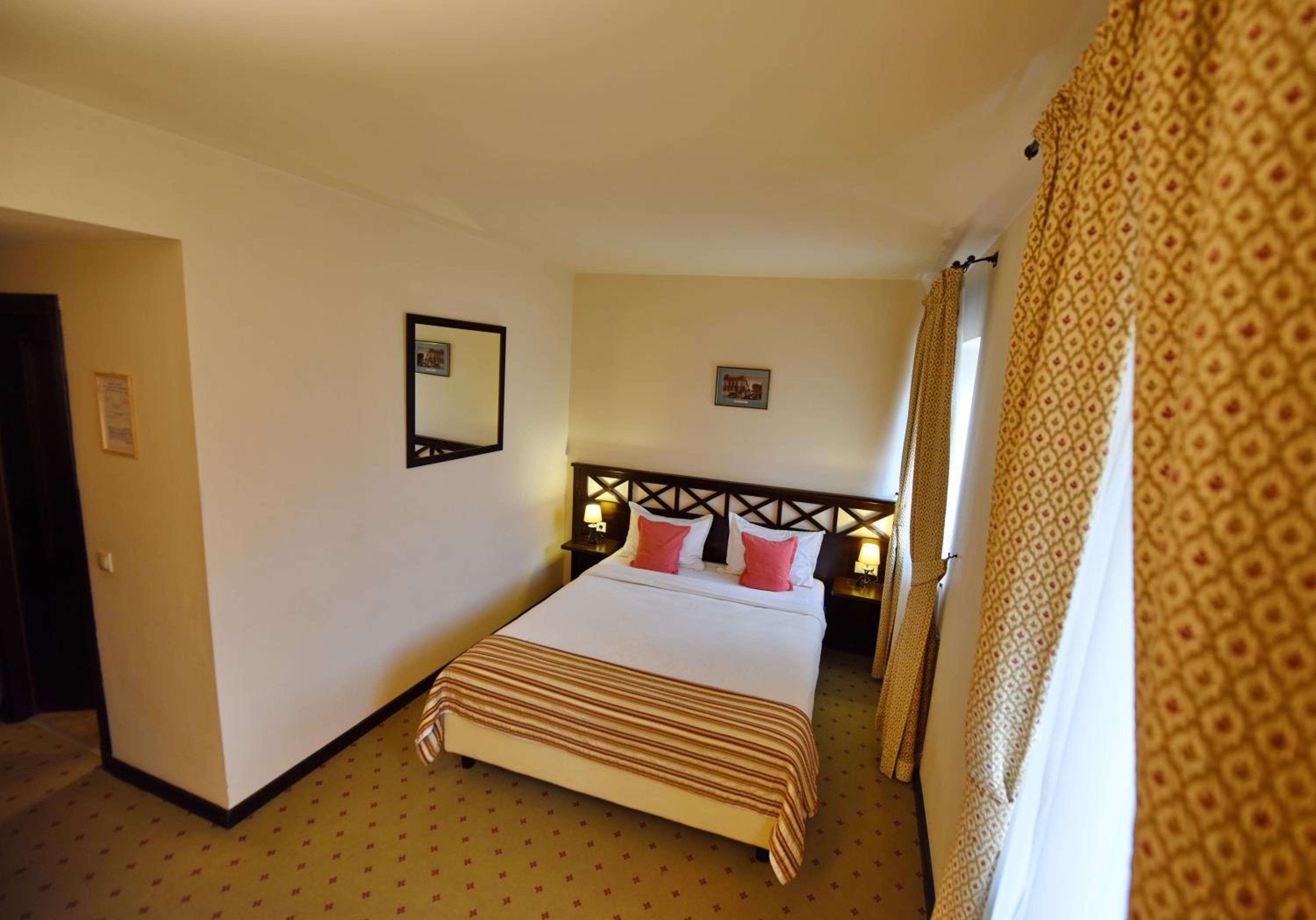 Double Room with Balcony photo 2