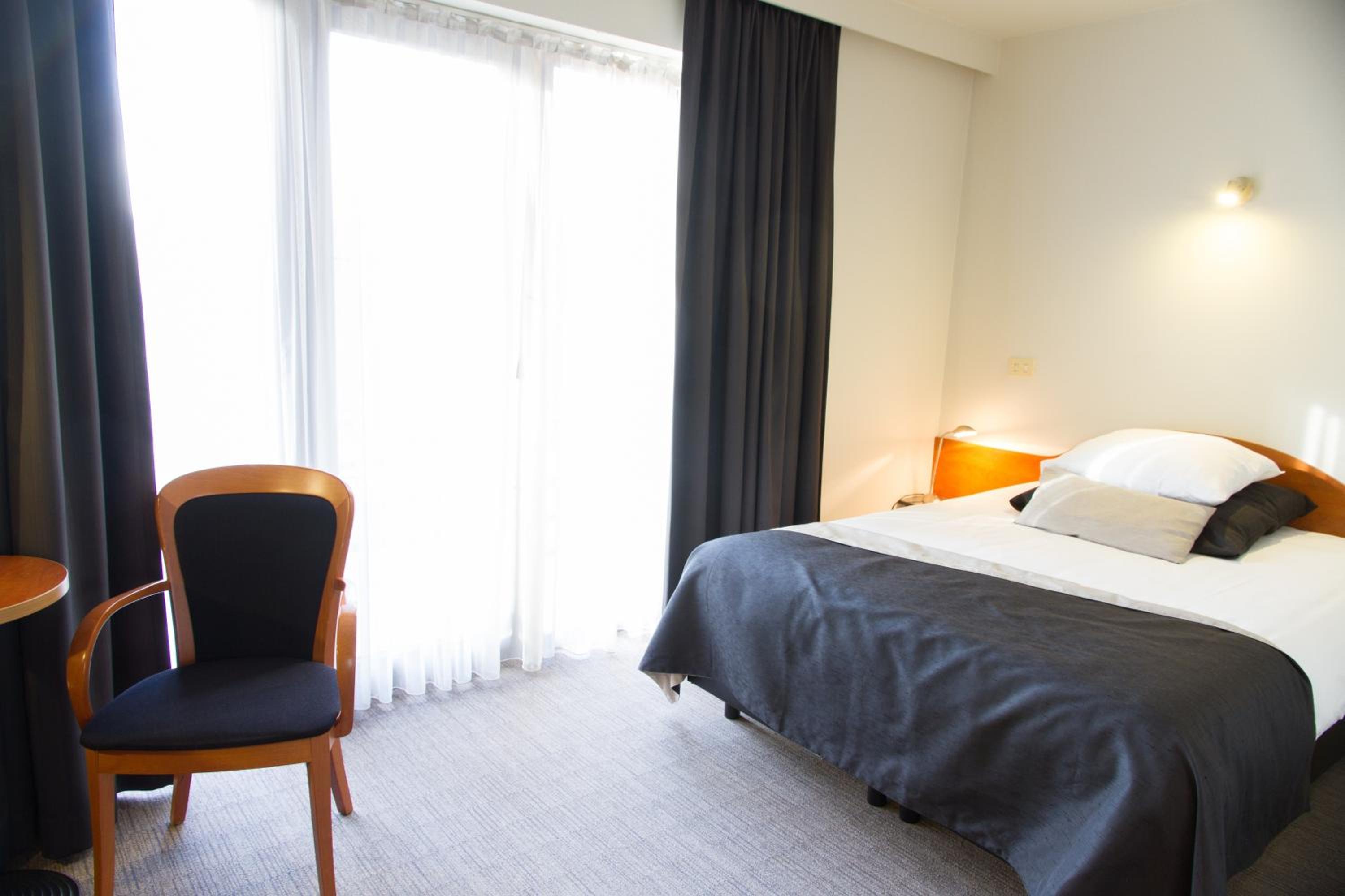Single Room - Photo 6