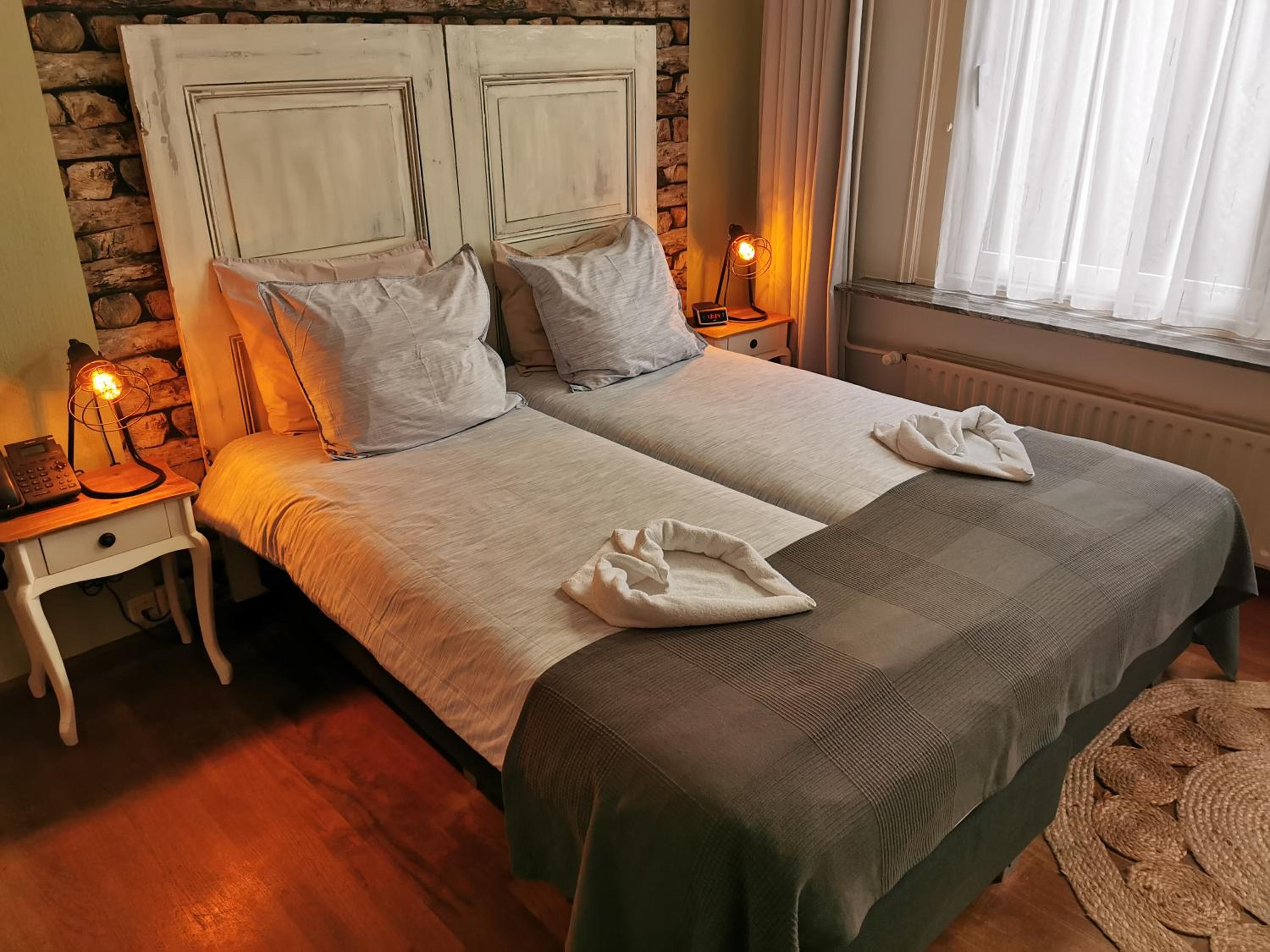 Economy Twin Room