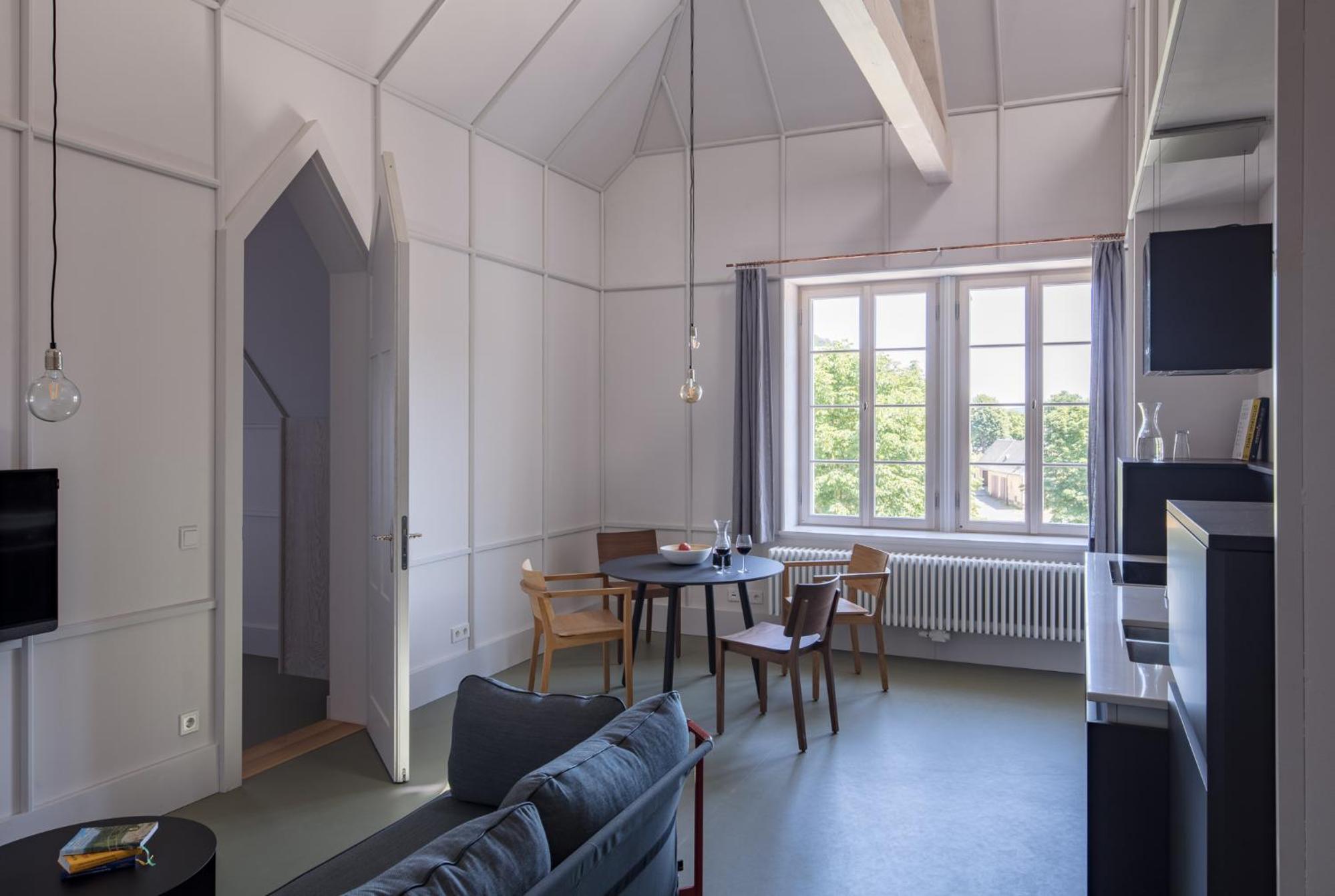 Apartment - Split Level