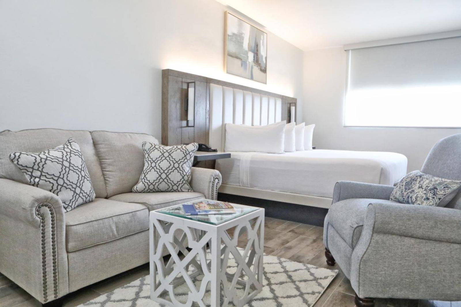 Executive Jr. Suite photo 1