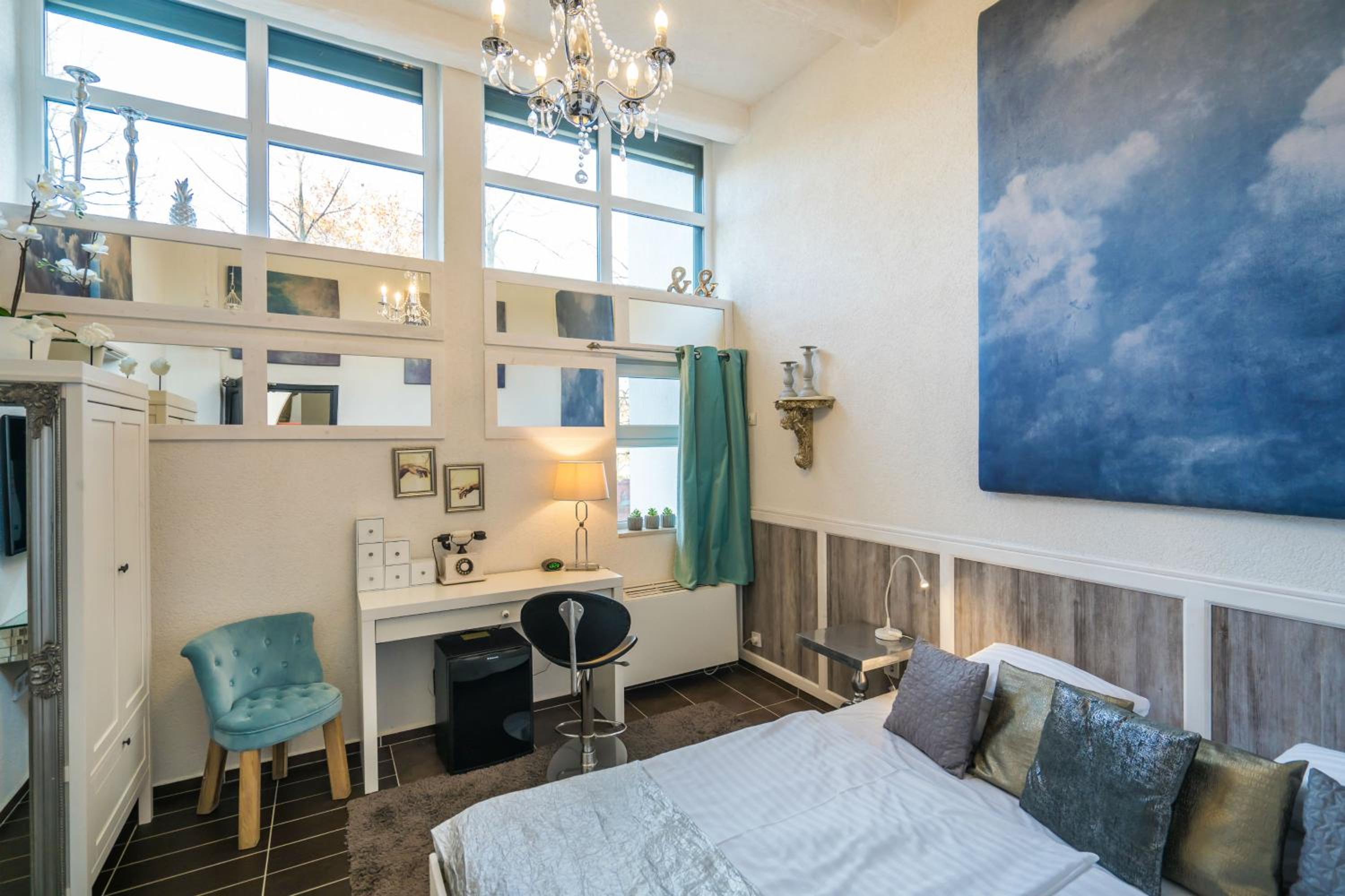 Double Room - Photo 11