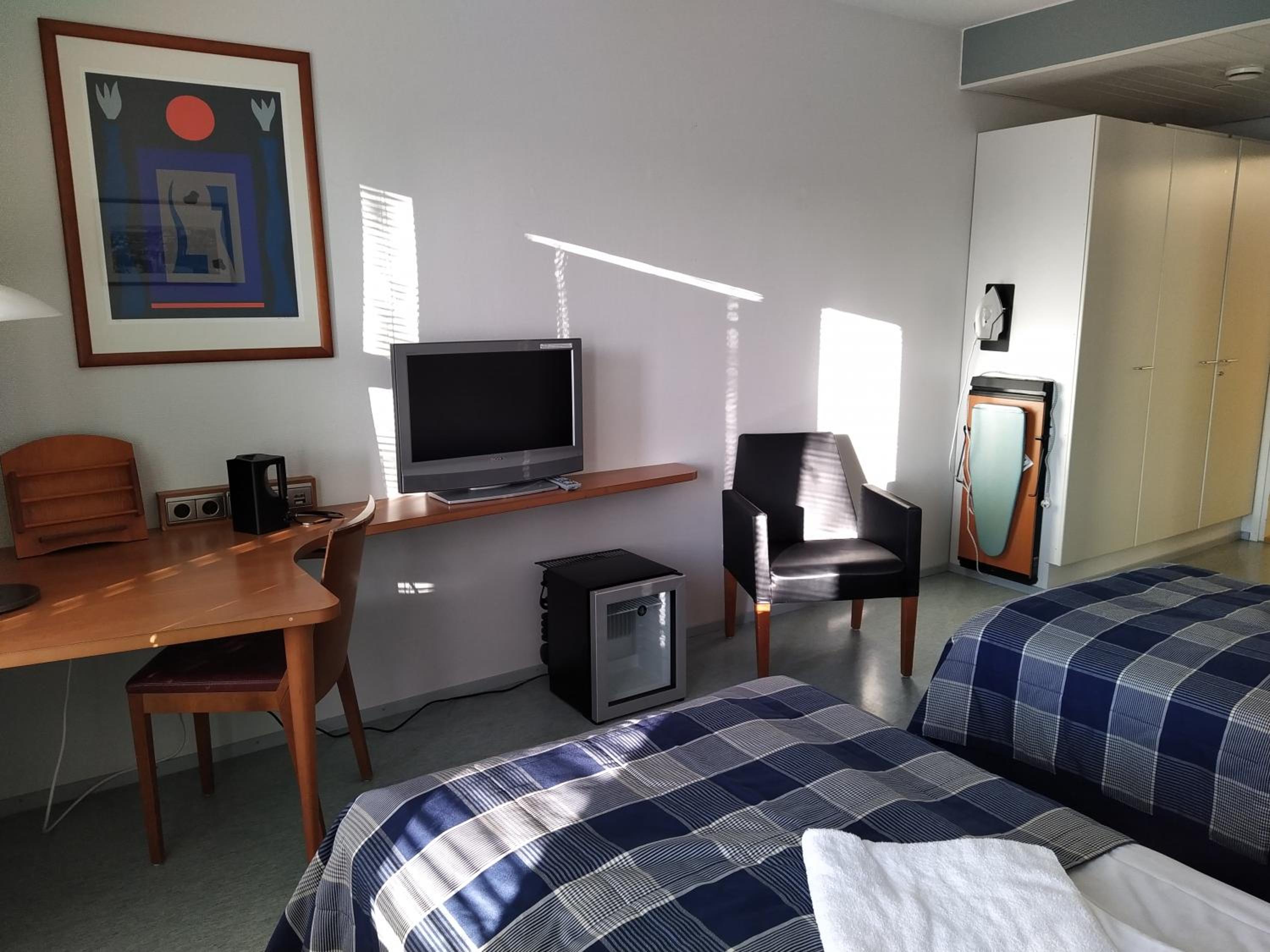 Twin Room - Photo 14