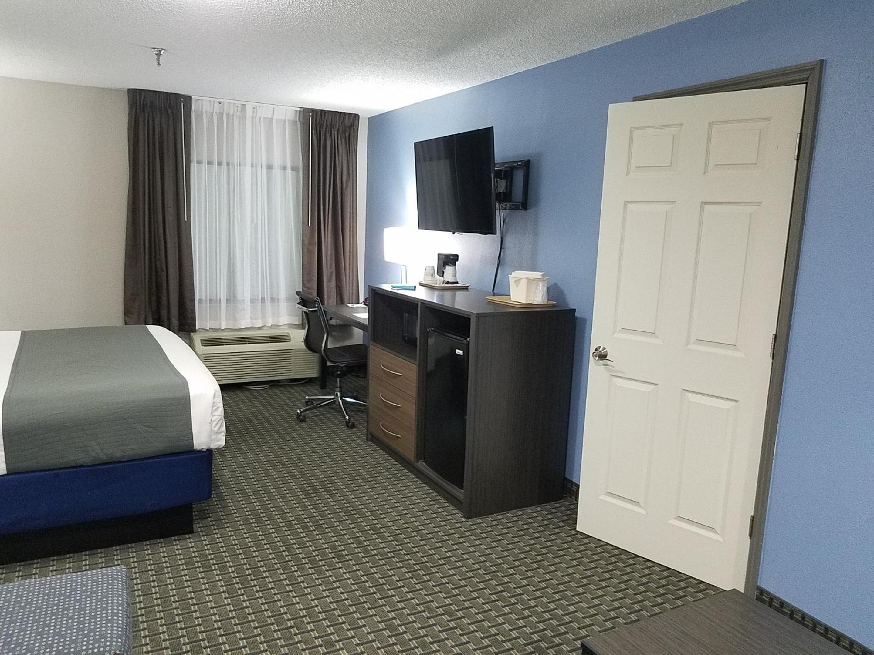 King Suite - Photo 6