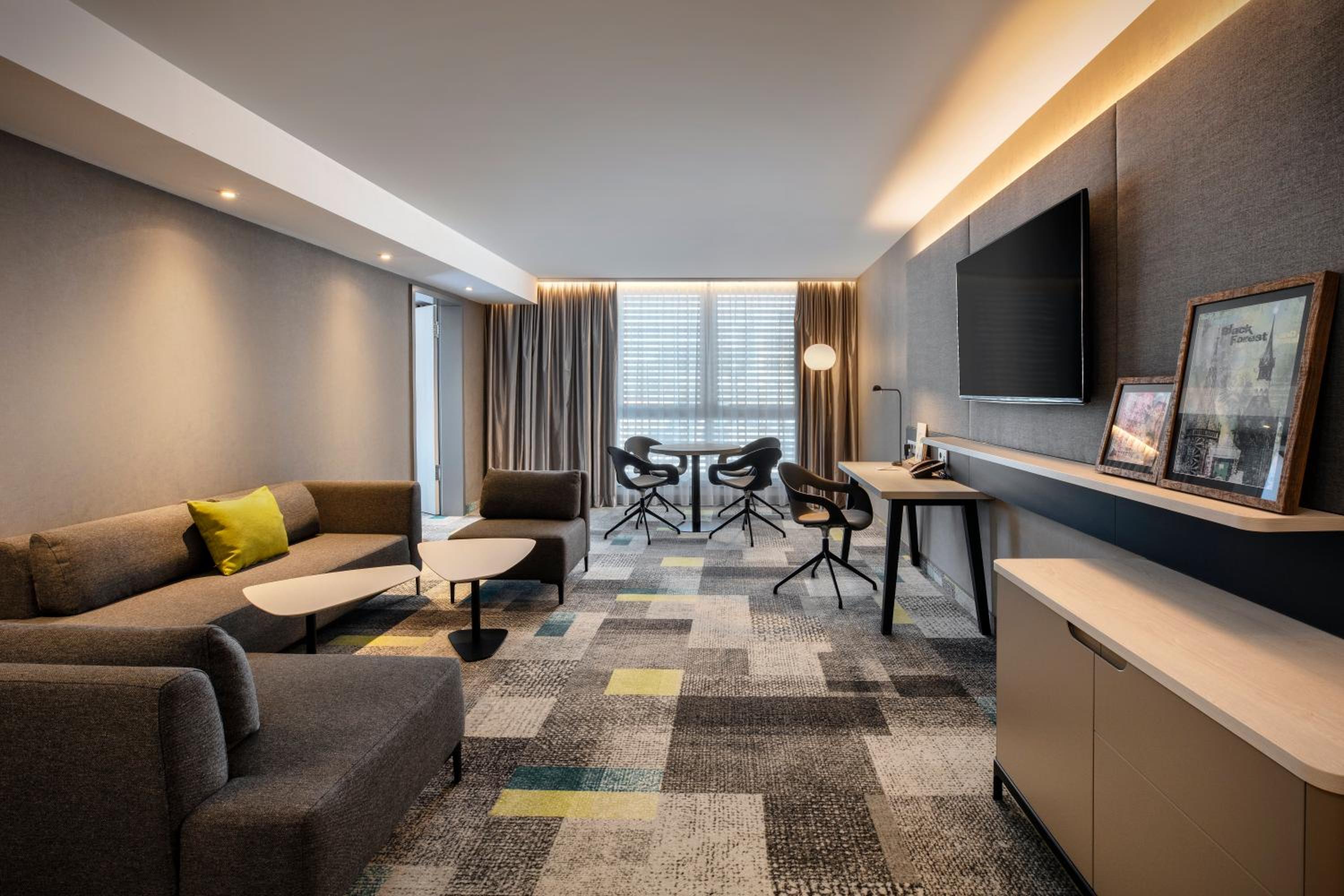 King Suite photo 3