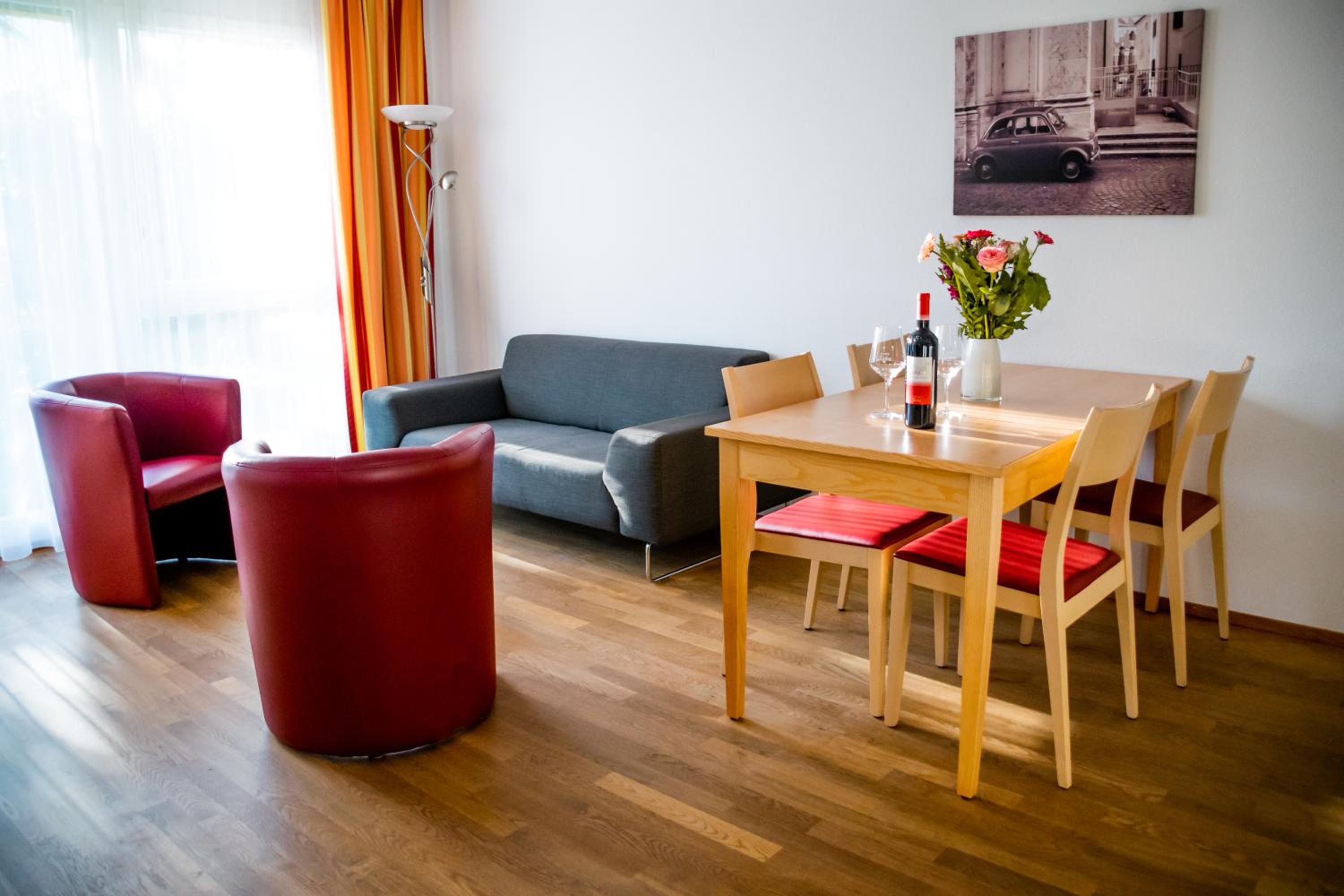 Two-Bedroom Apartment - Photo 3