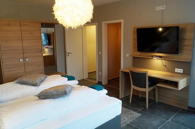 Large Double Room