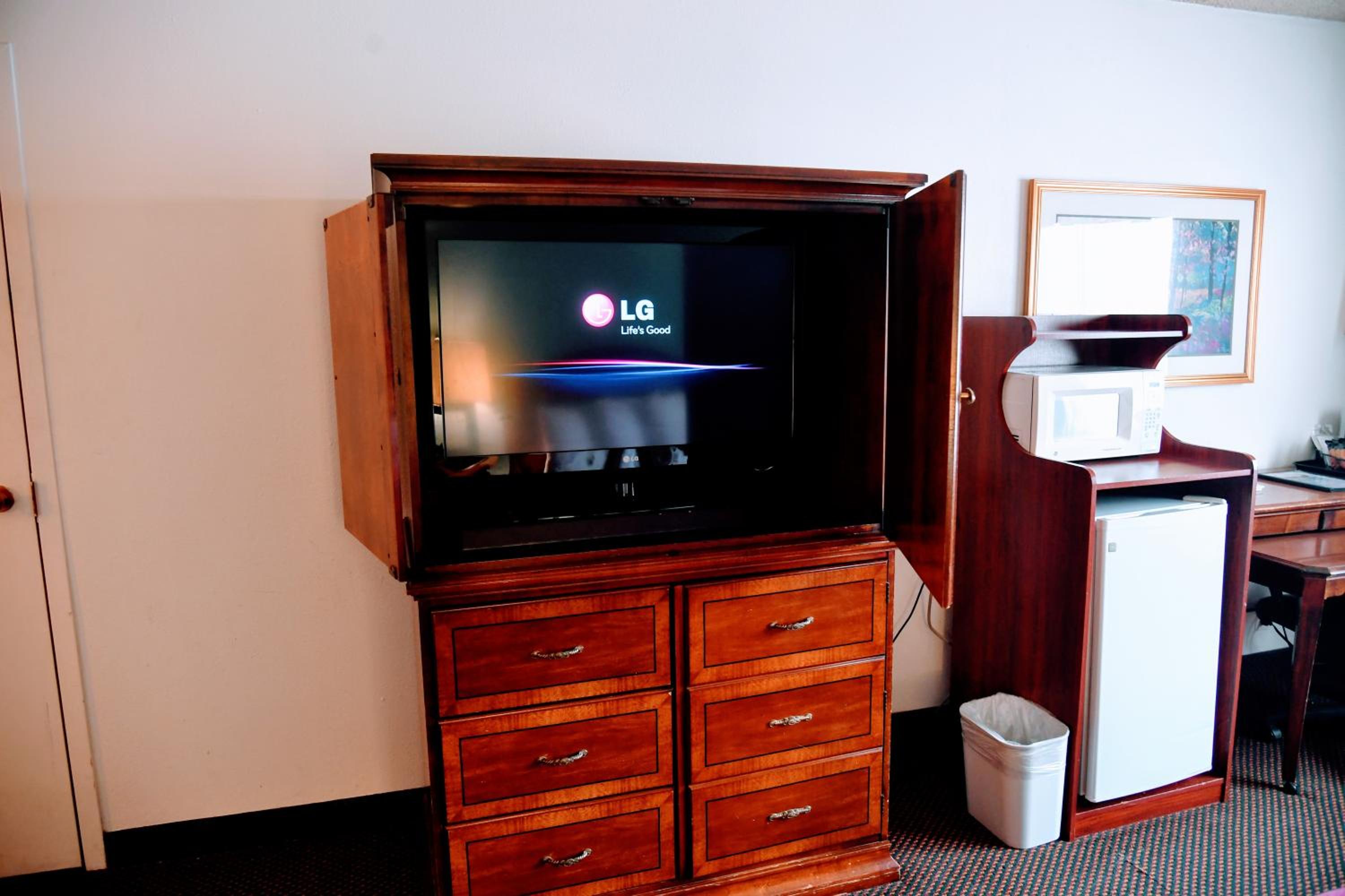 Double Room with Two Double Beds - Non-Smoking - Photo 5