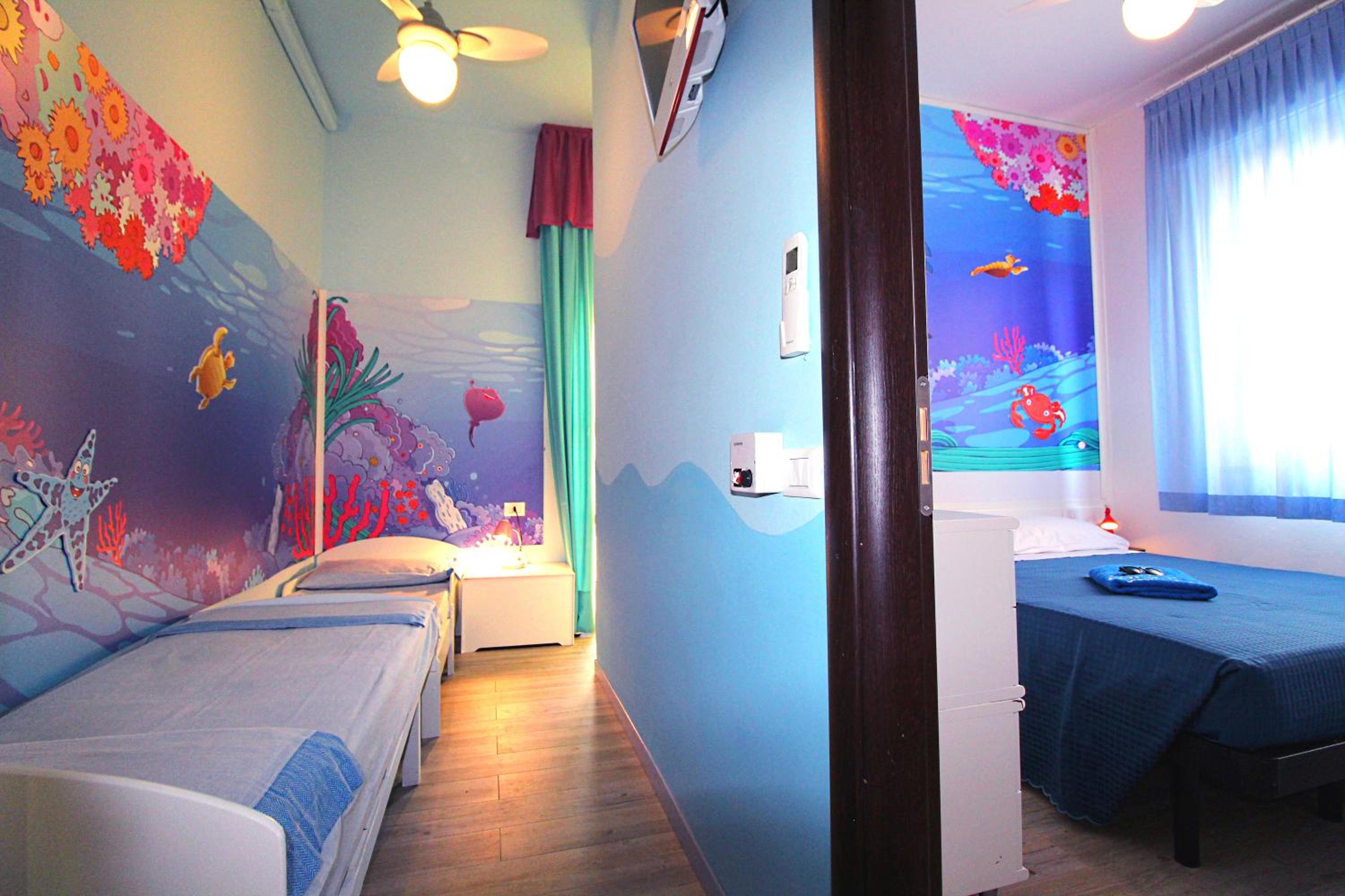 Superior Triple Room (2 Adults + 1 Child) - Photo 2