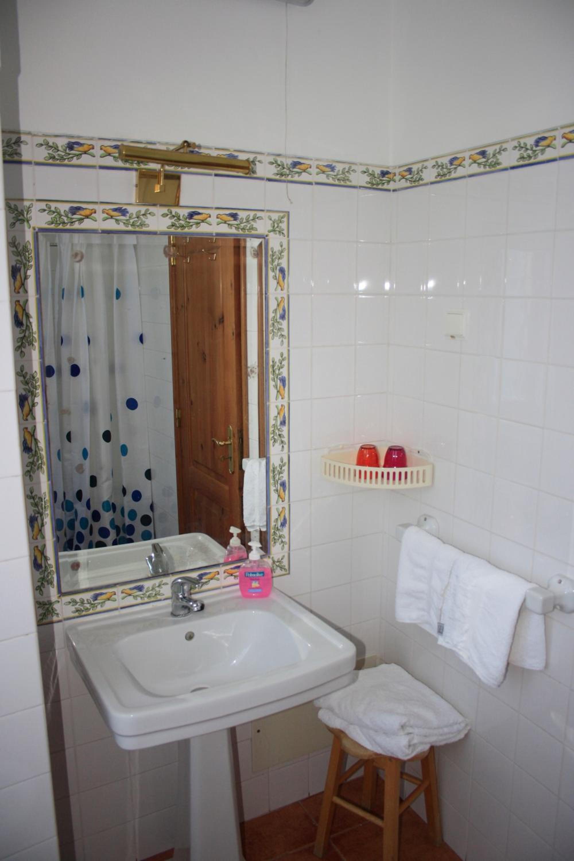 Double or Twin Room with Garden View photo 2