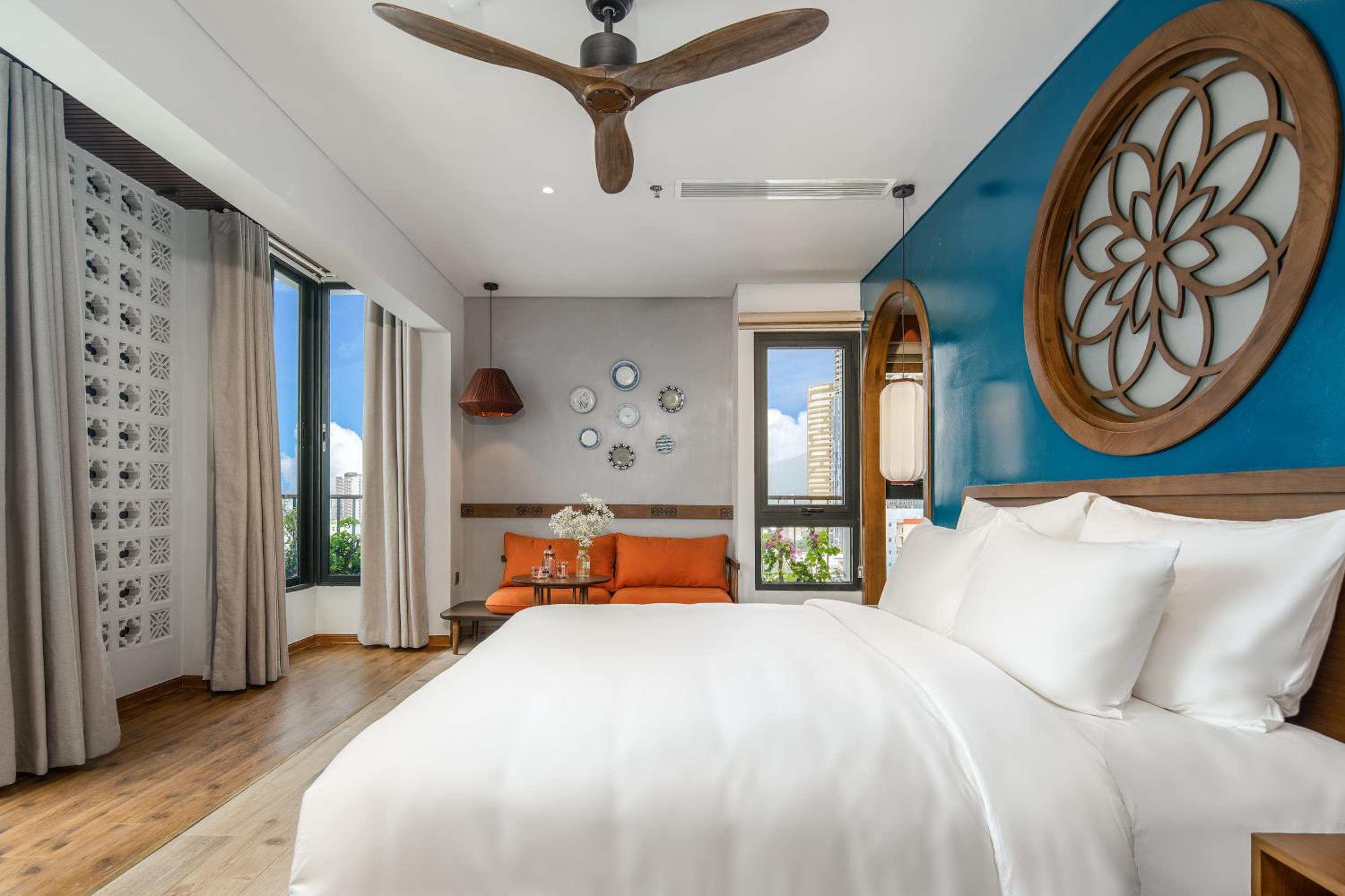 Suite with City View - Photo 1