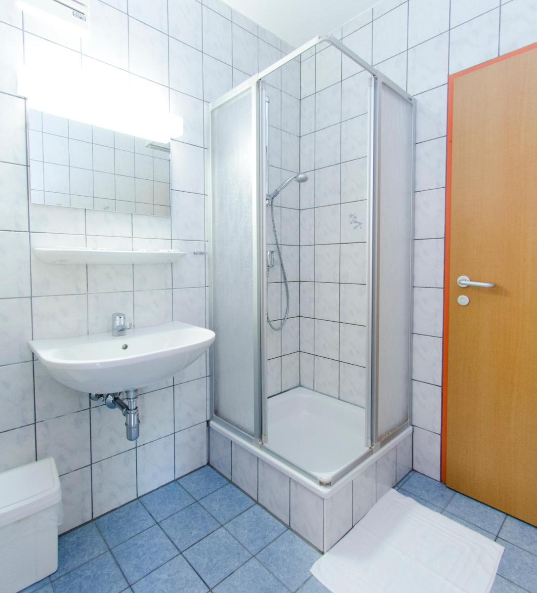 Double Room - Photo 4