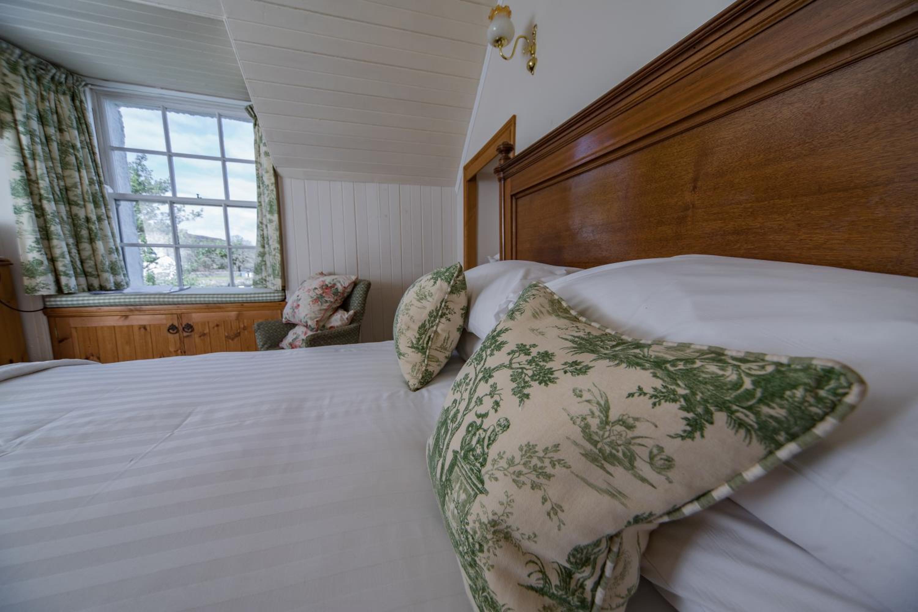 Double Room - Photo 5
