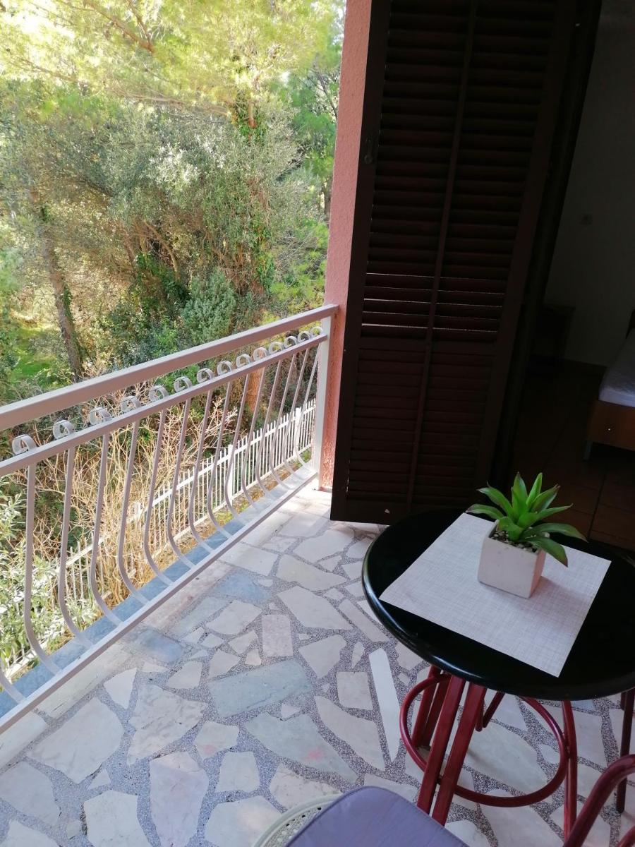 Studio with Balcony photo 3