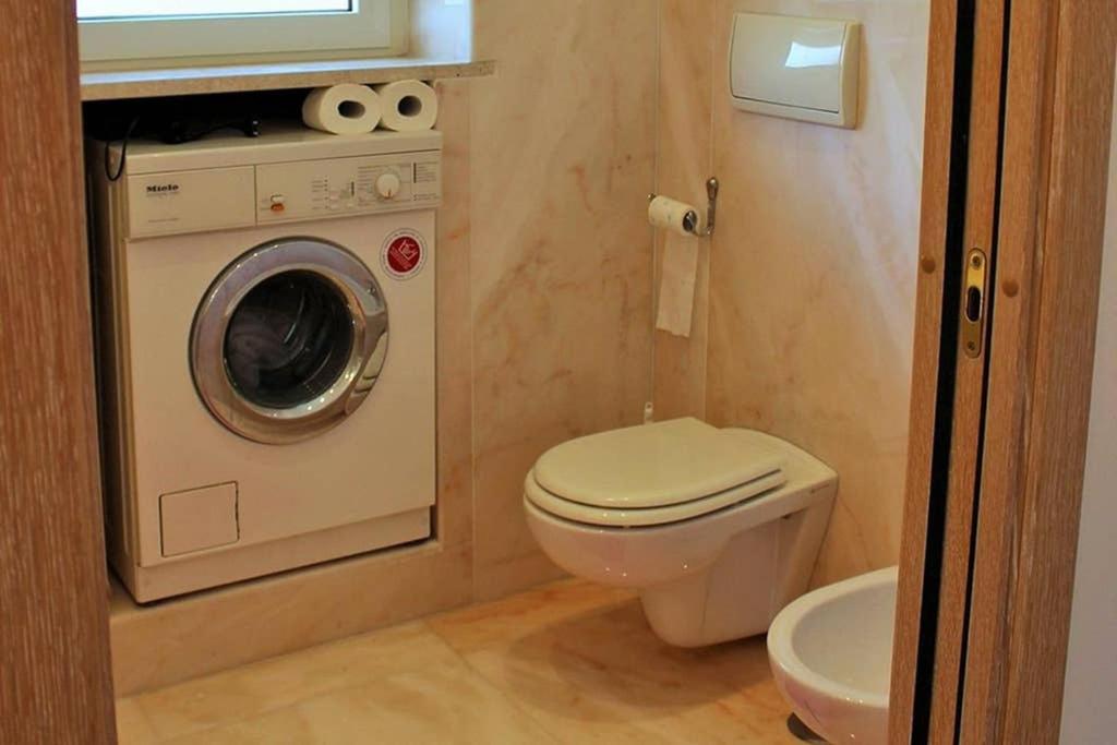 One-Bedroom Apartment - Photo 21