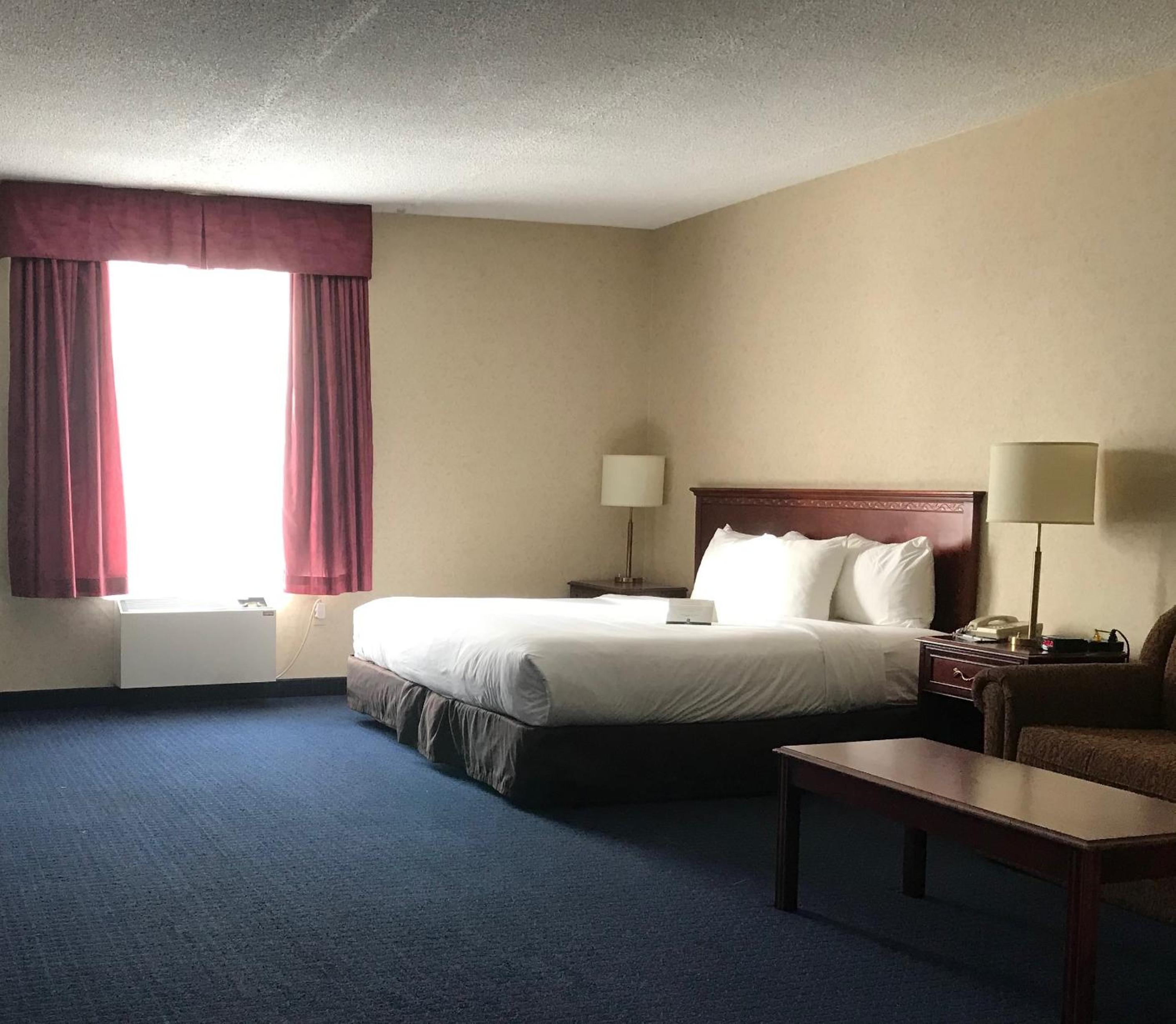 Business Suite - Non-Smoking