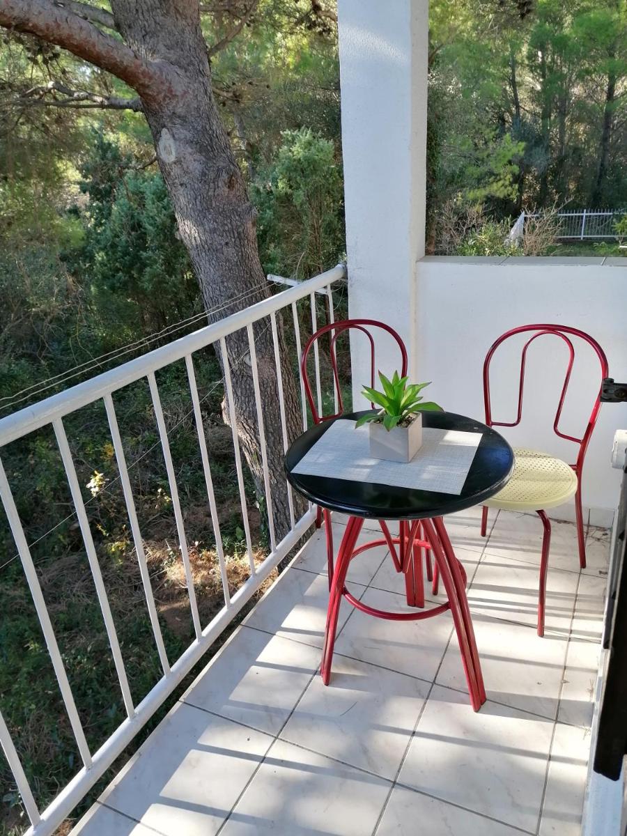 Studio with Balcony photo 2