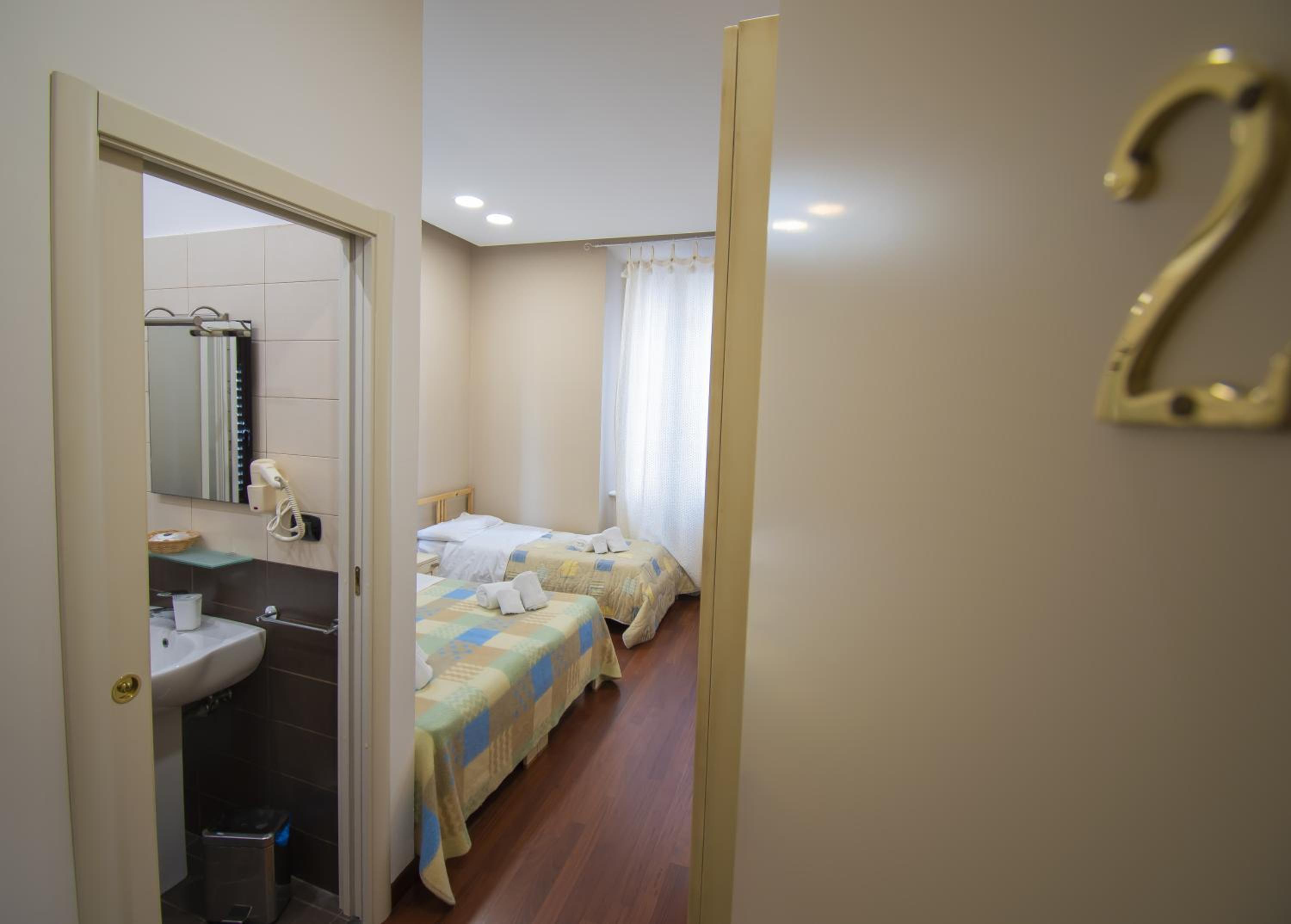 Triple Room photo 3