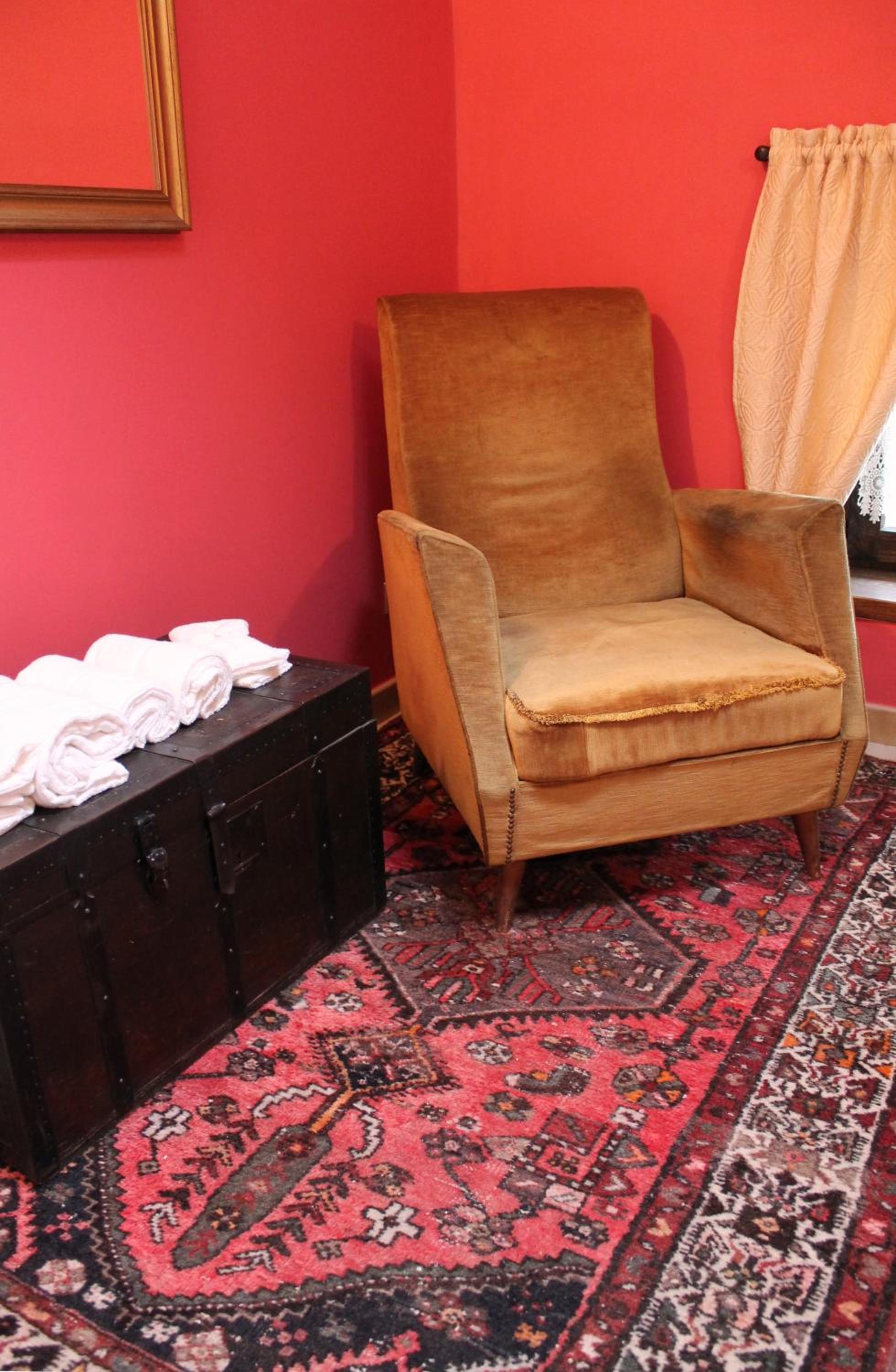Two-Bedroom House - Photo 6