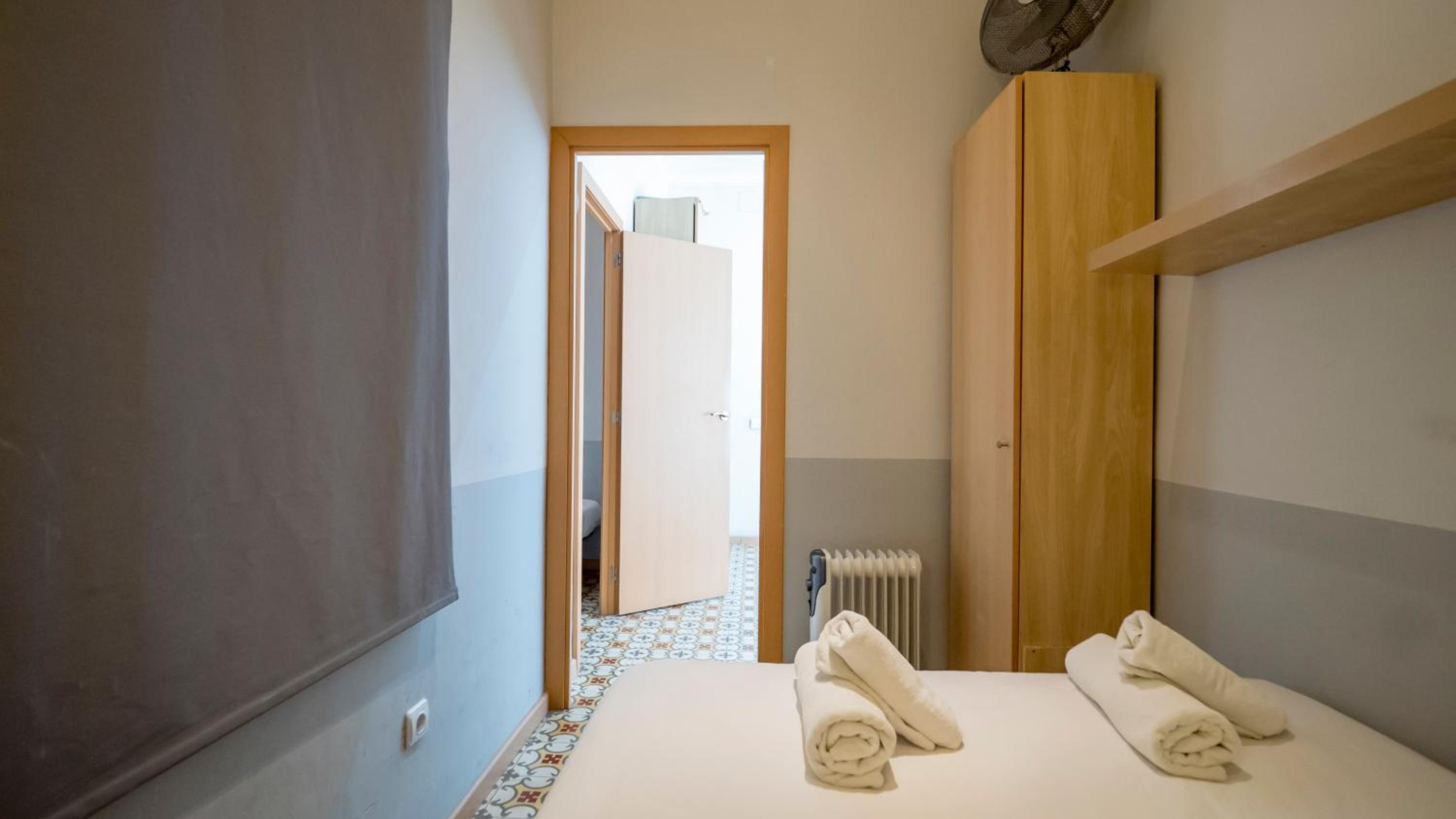 Apartment With Balcony photo 2
