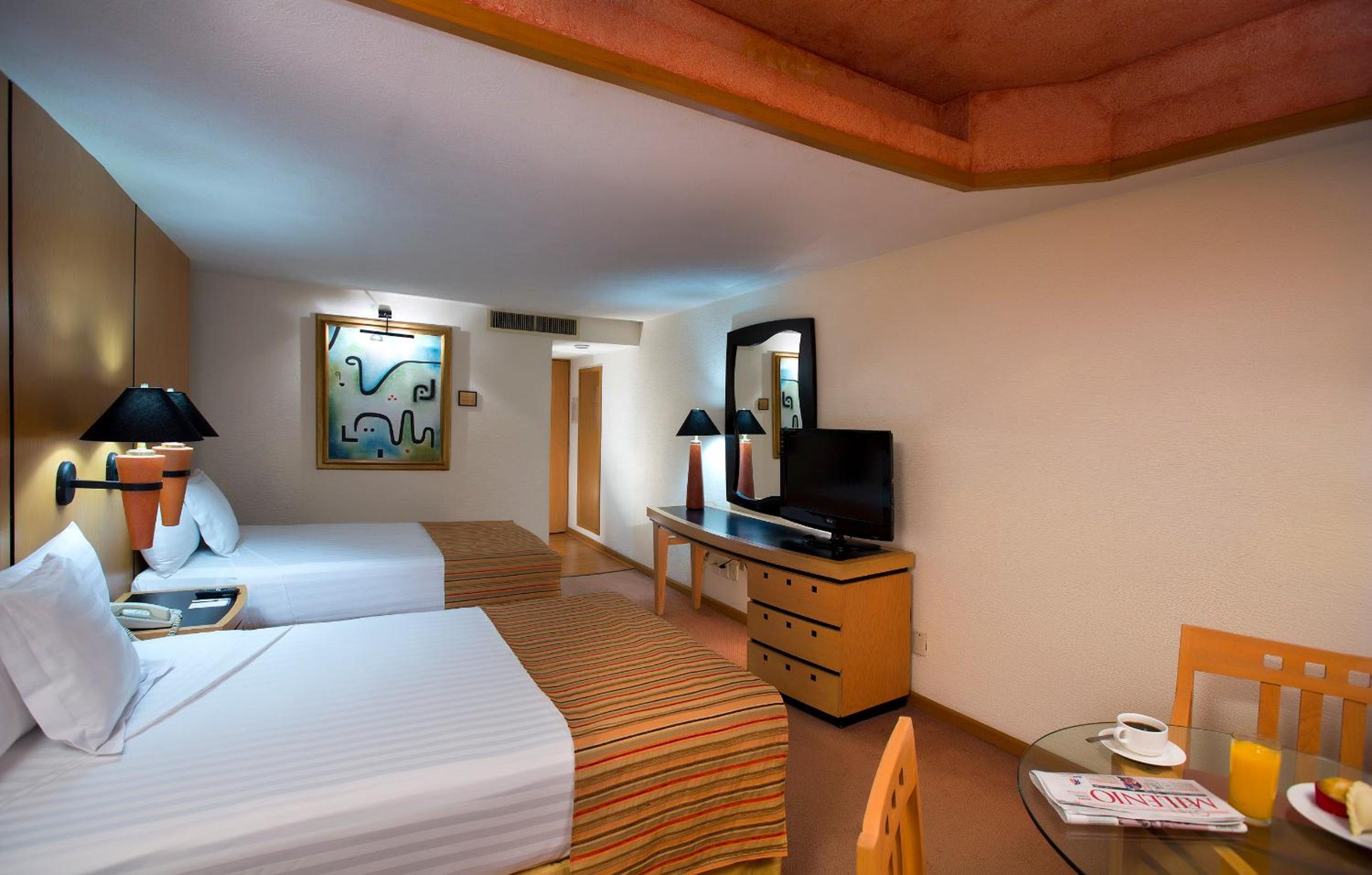 Double Room - Photo 5