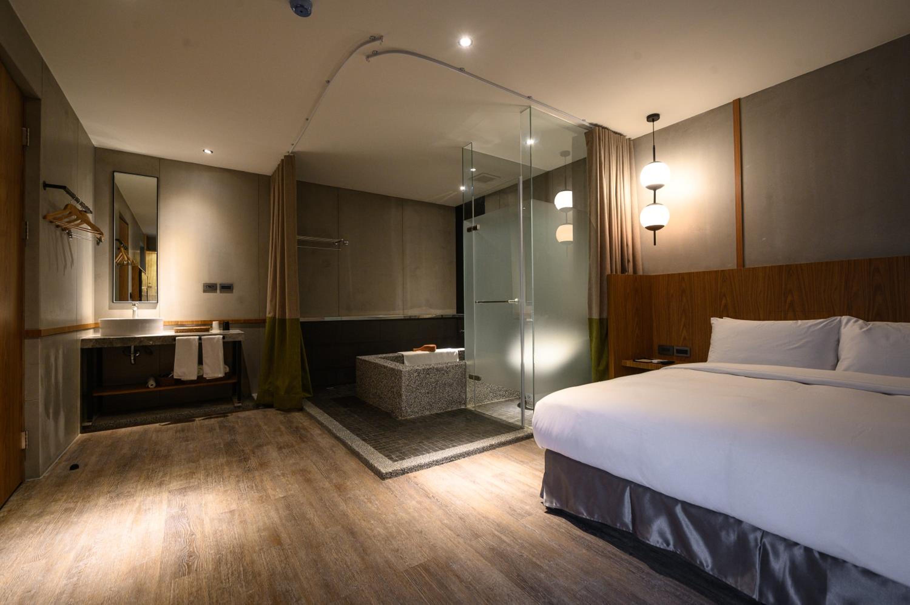 Double Room with Garden View - Photo 5