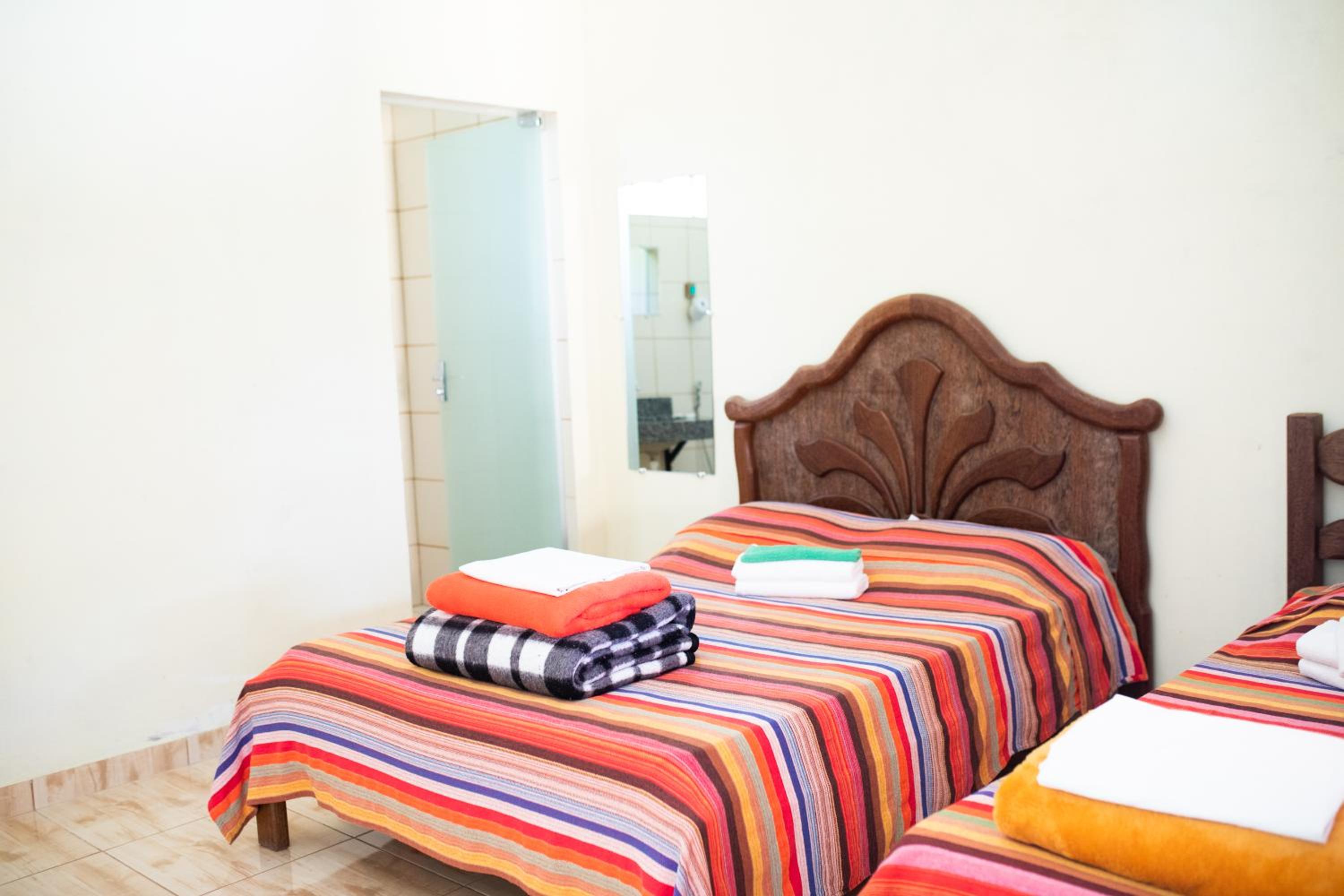 Triple Room with Bathroom - Photo 11