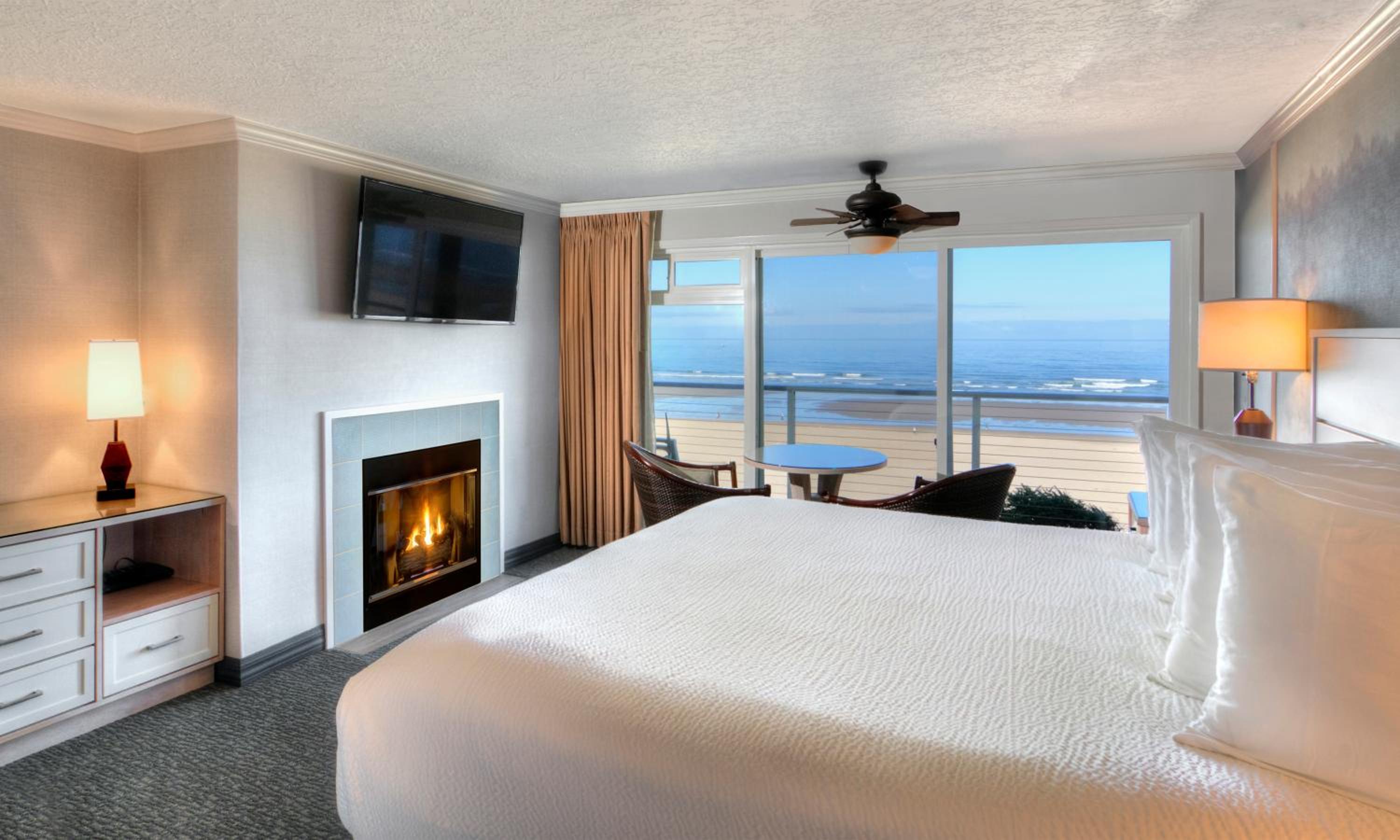 Oceanfront King Studio W/Kitchen Non Pet photo 3