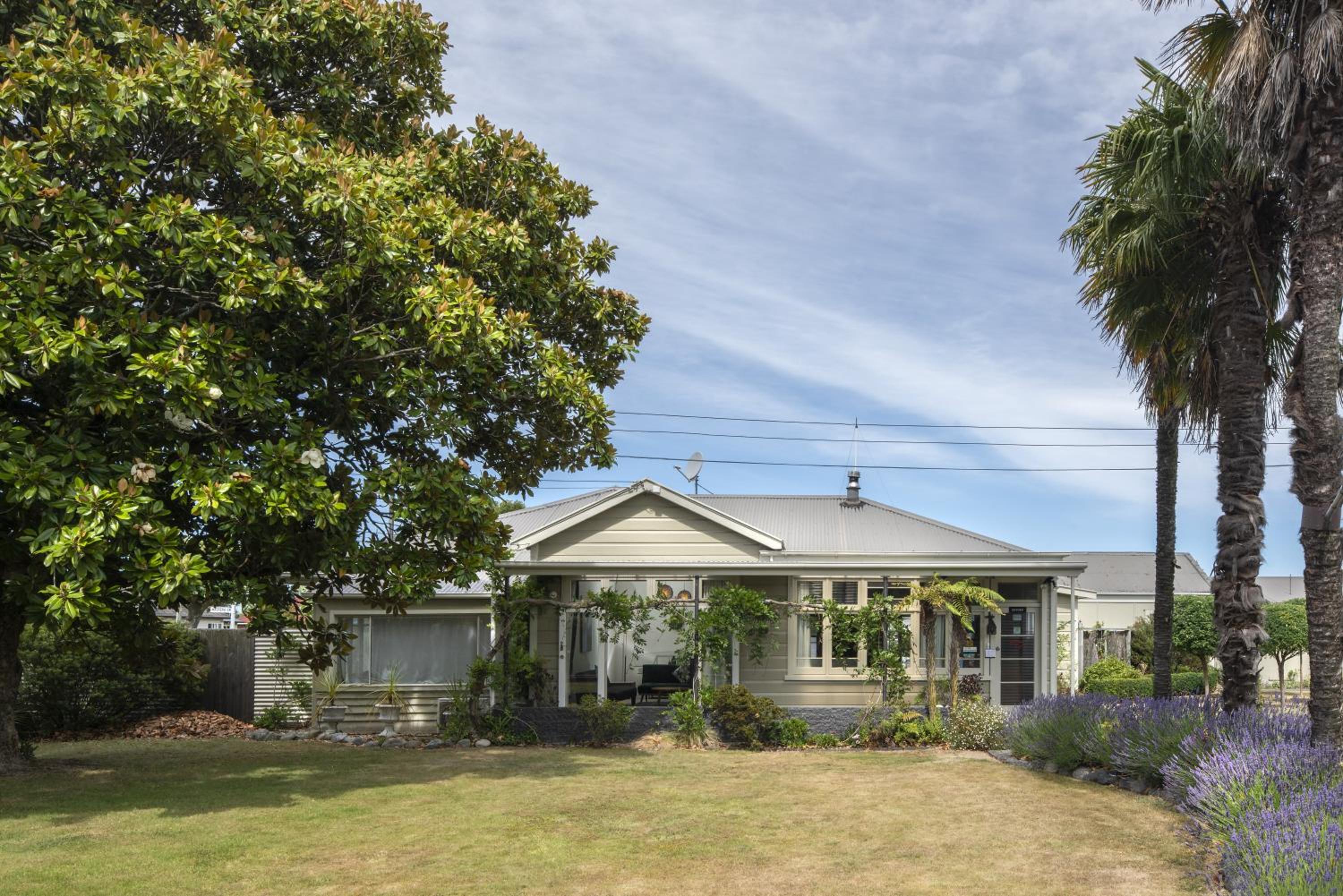 Villa photo 2
