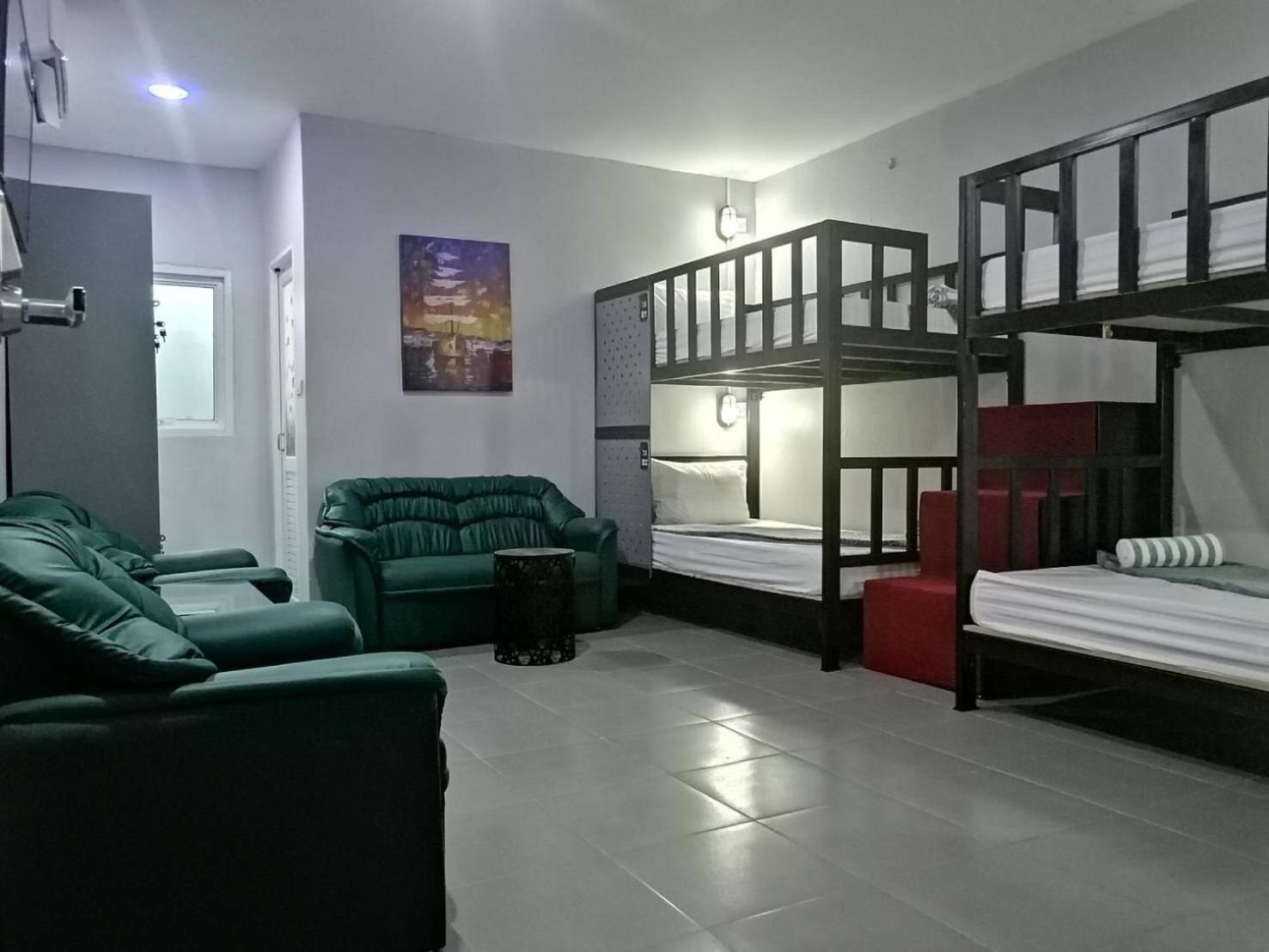 Quadruple Room with Bathroom photo 1