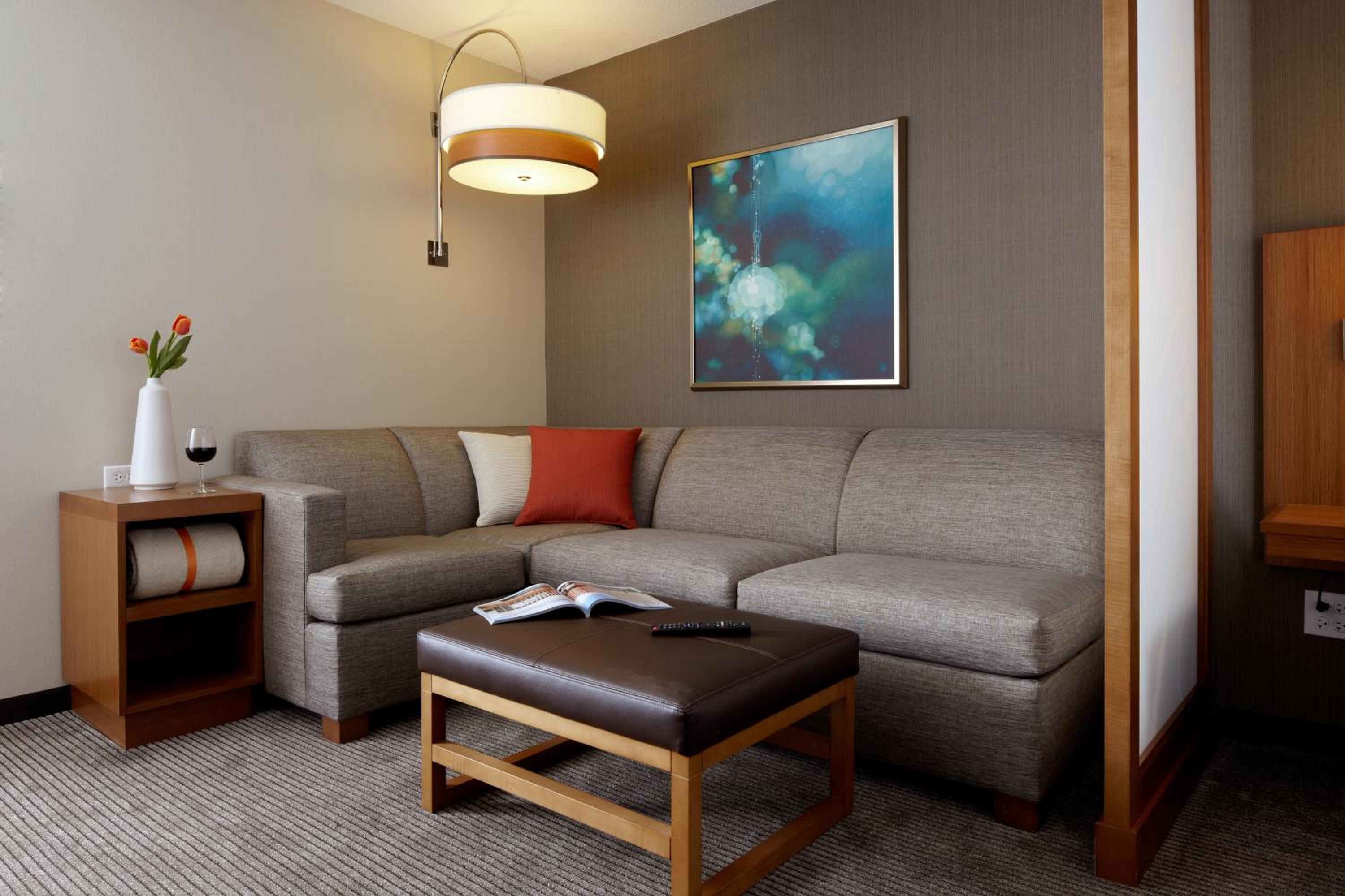 King Room with Sofa Bed photo 3