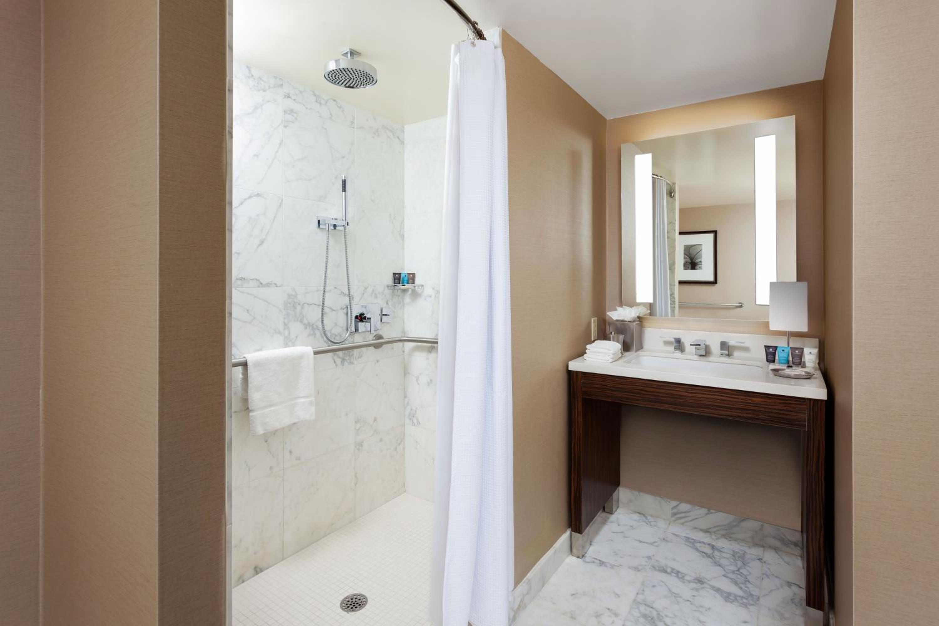 Double Room With Two Double Beds And Roll-In Shower - Mobility Access