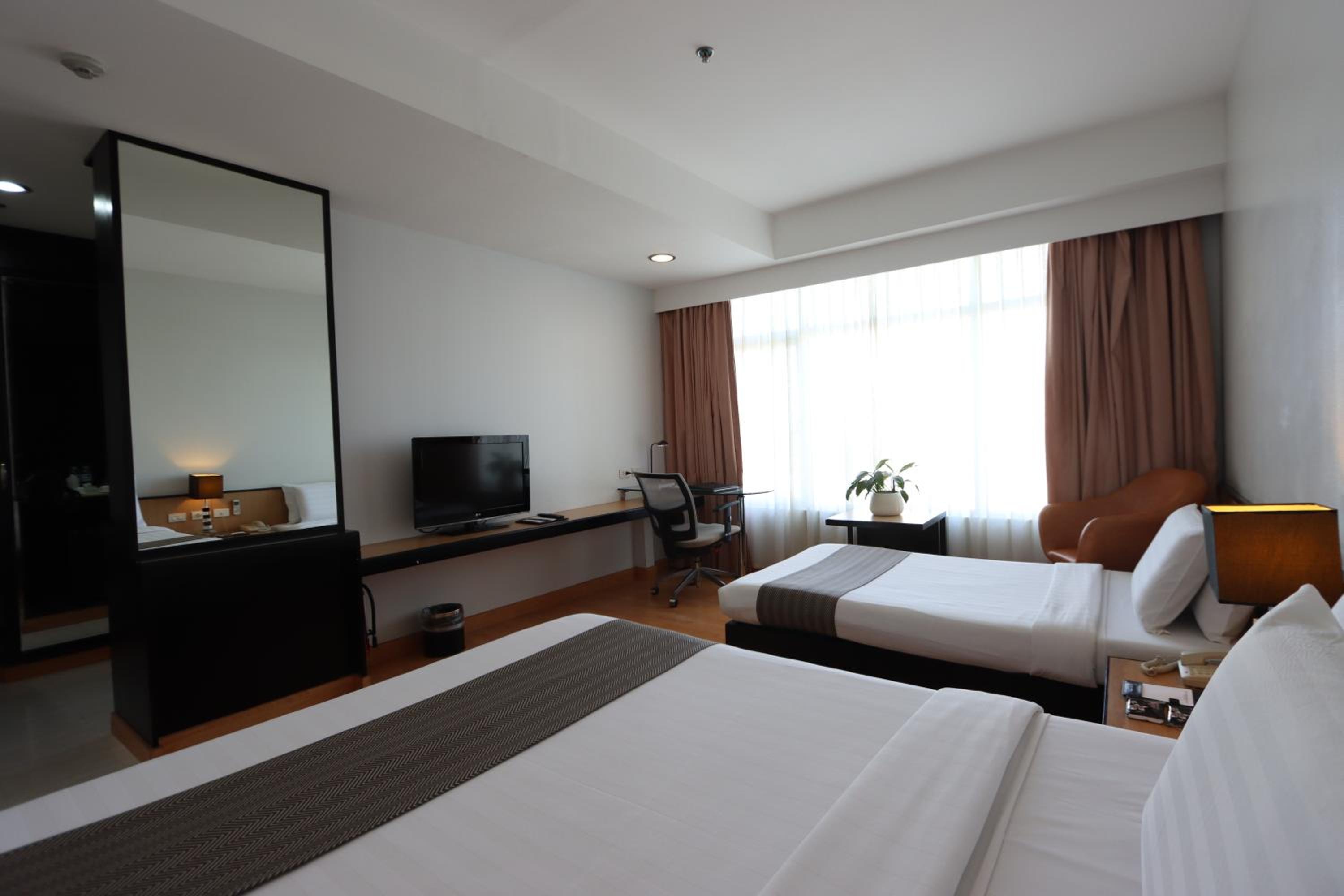 Deluxe Double Room photo 2