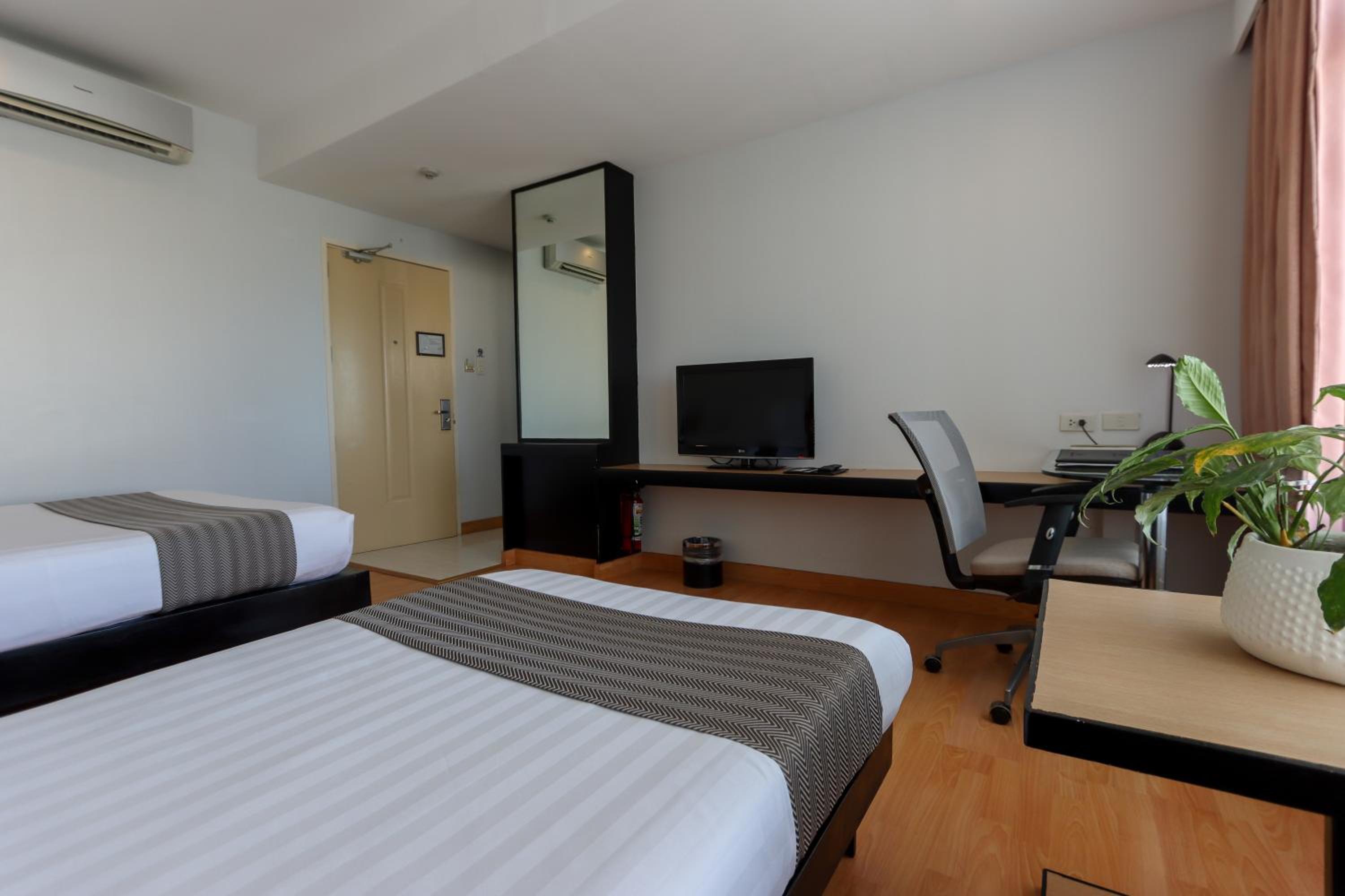 Deluxe Double Room photo 3
