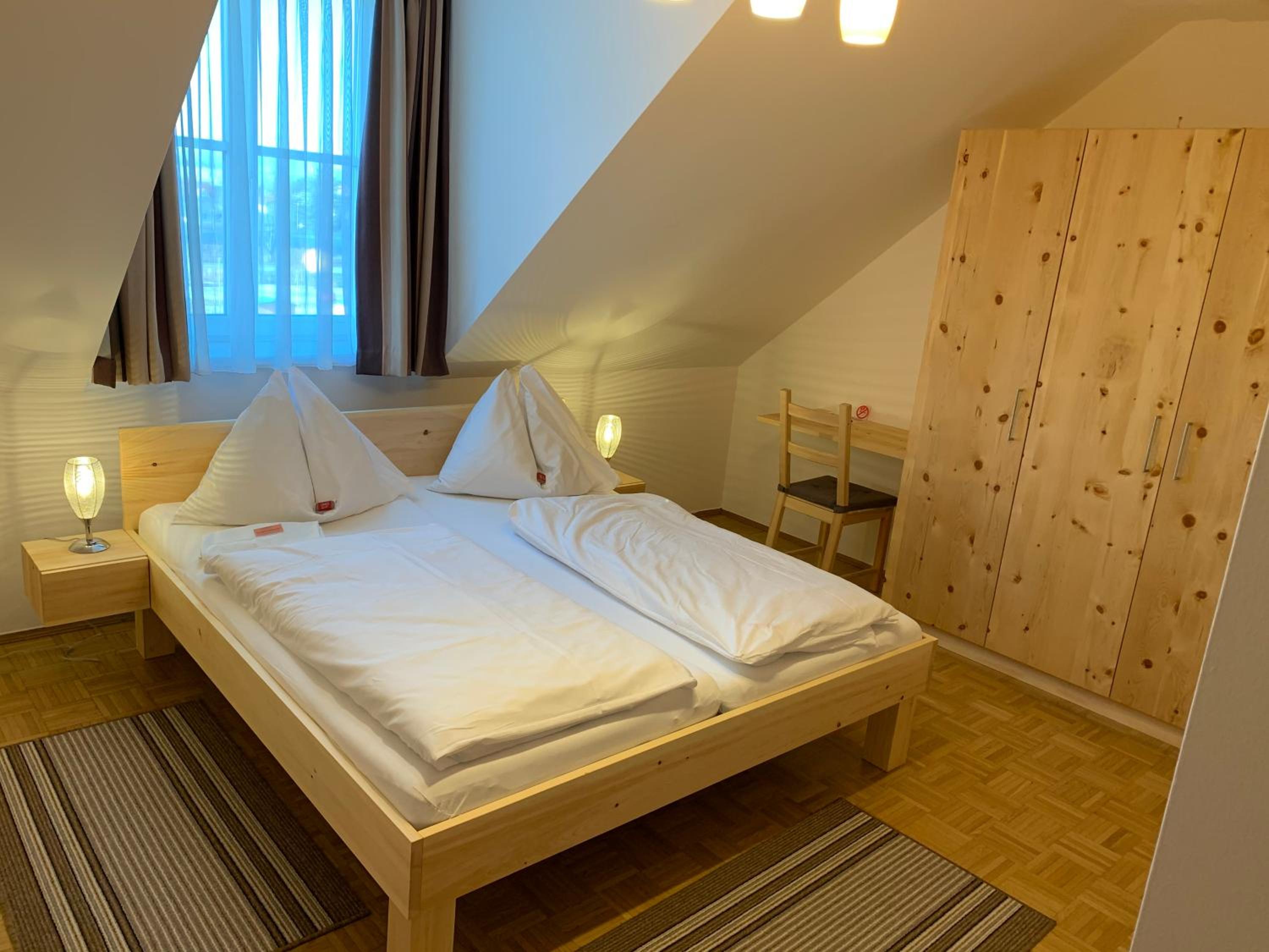 Double Room - Photo 1