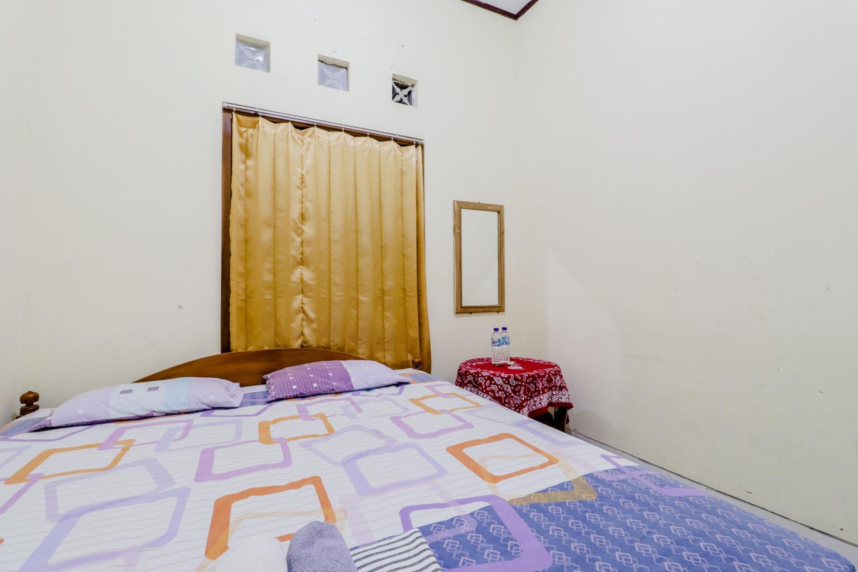 Budget Double Room - Photo 1
