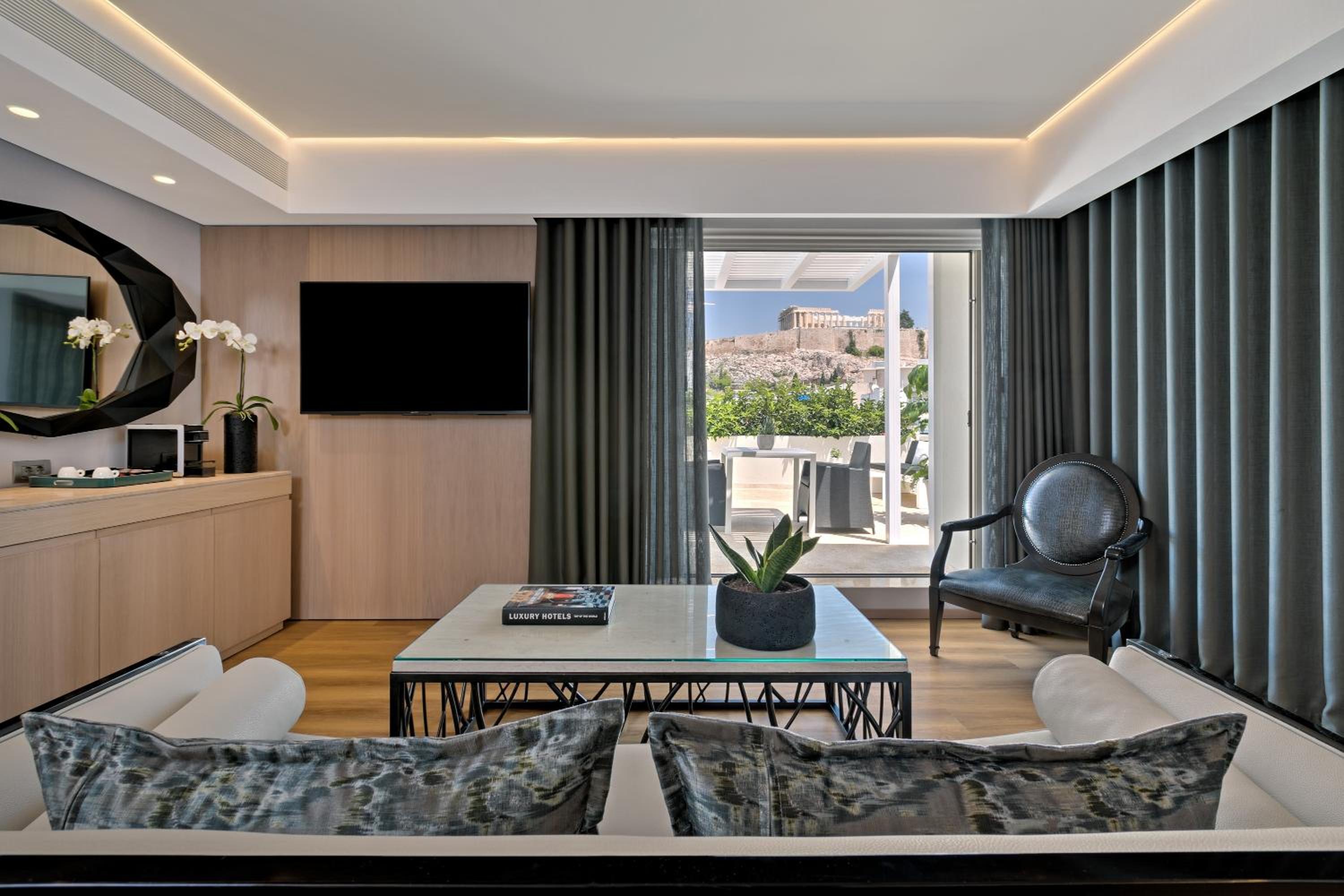 Acropolis Terrace Suite - Photo 12