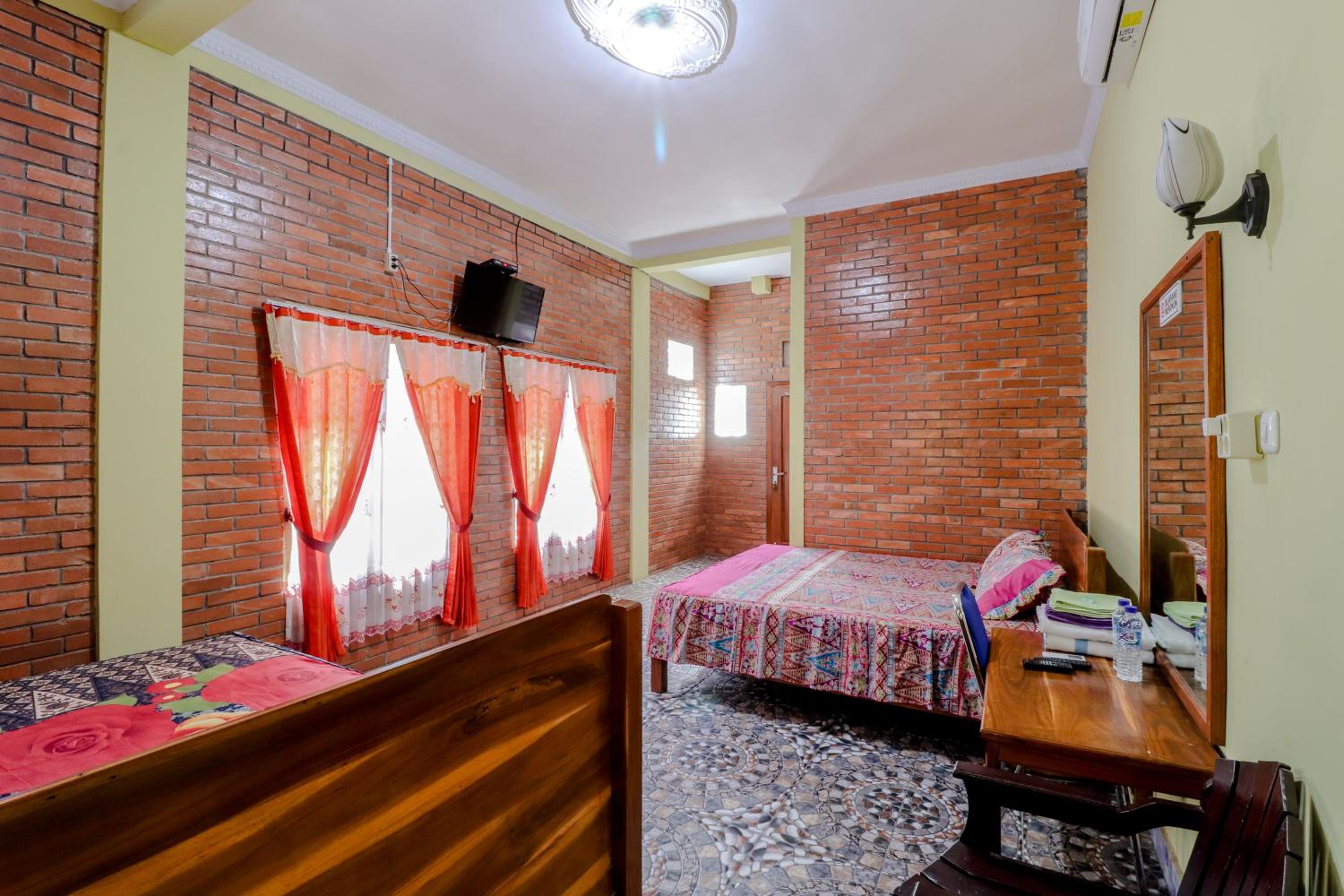 Deluxe Family Room - Photo 4