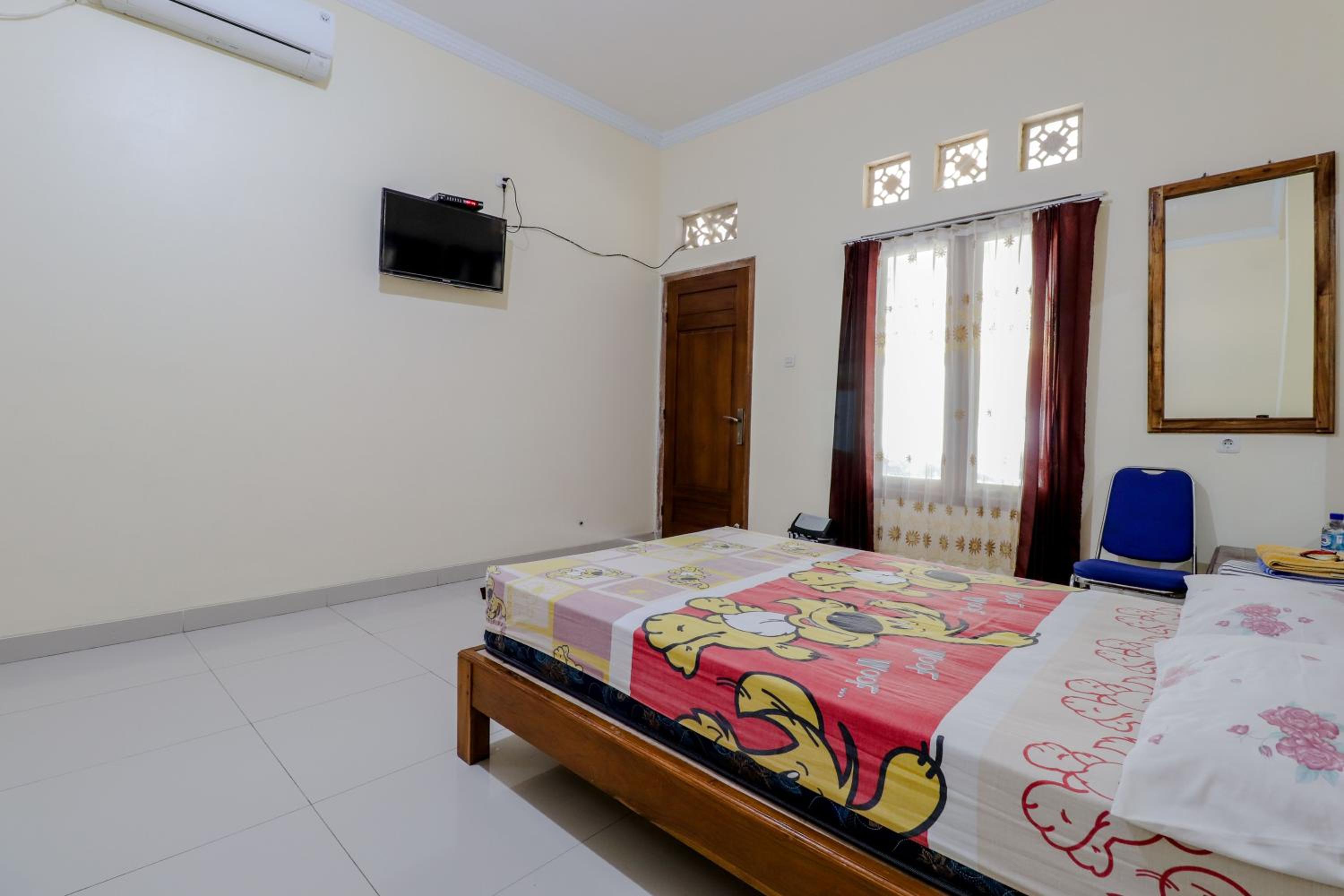 Deluxe Family Room - Photo 13
