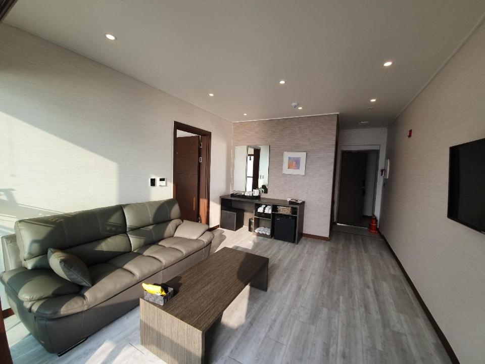 Superior Suite with Sea View photo 2