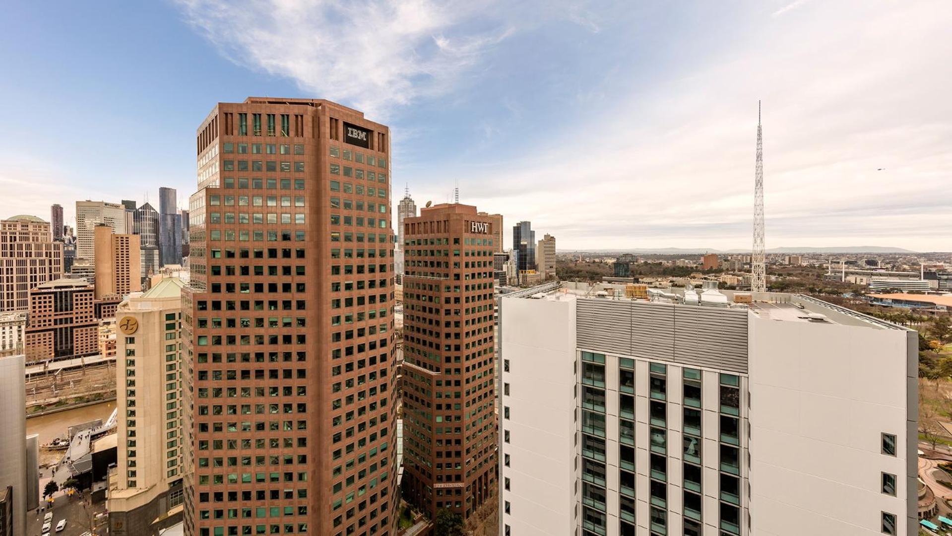 One-Bedroom Apartment with View photo 3