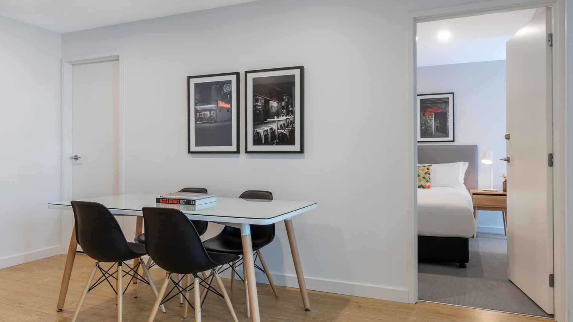 Executive Two-Bedroom Apartment - No Housekeeping photo 3