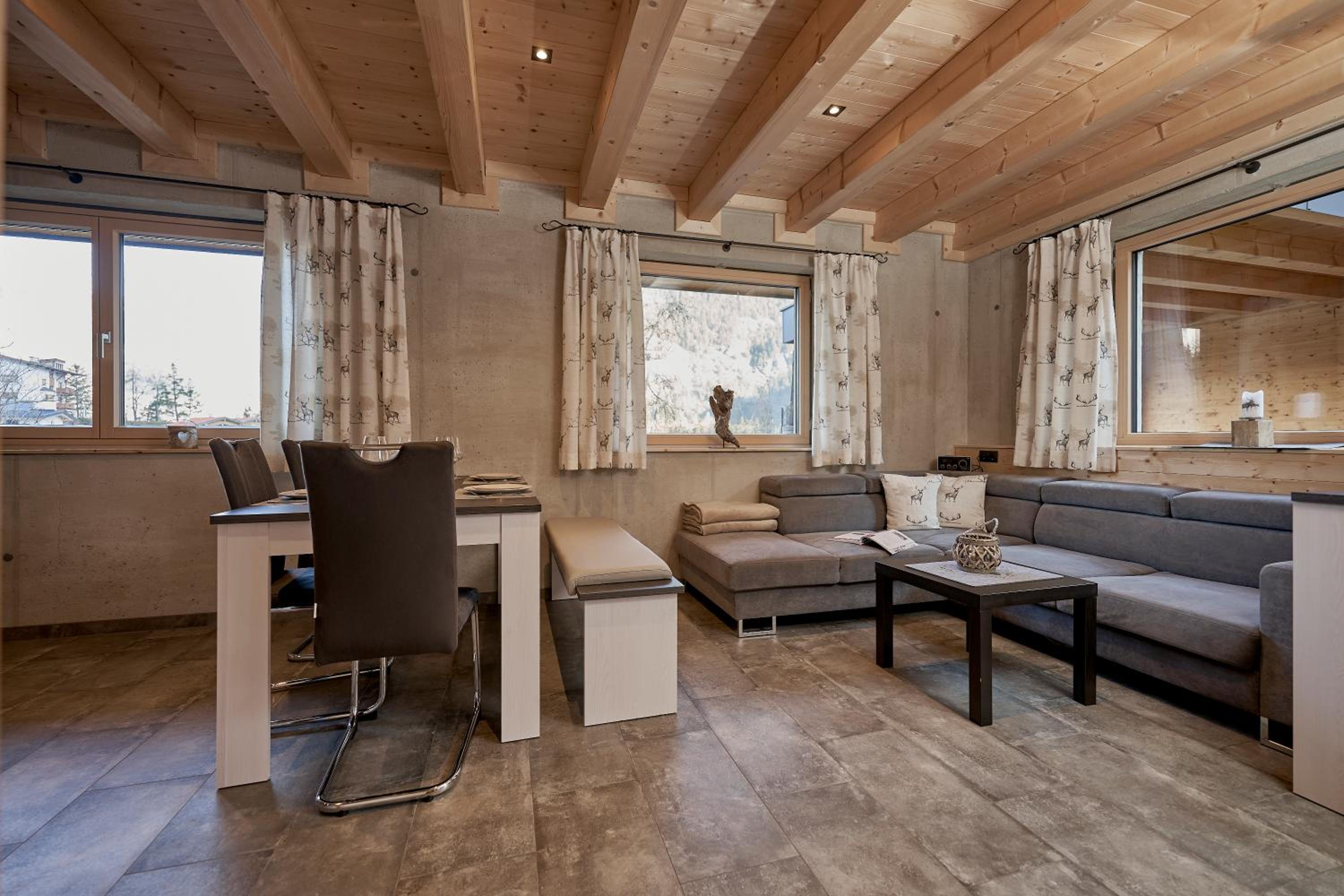 One-Bedroom Apartment - Photo 11