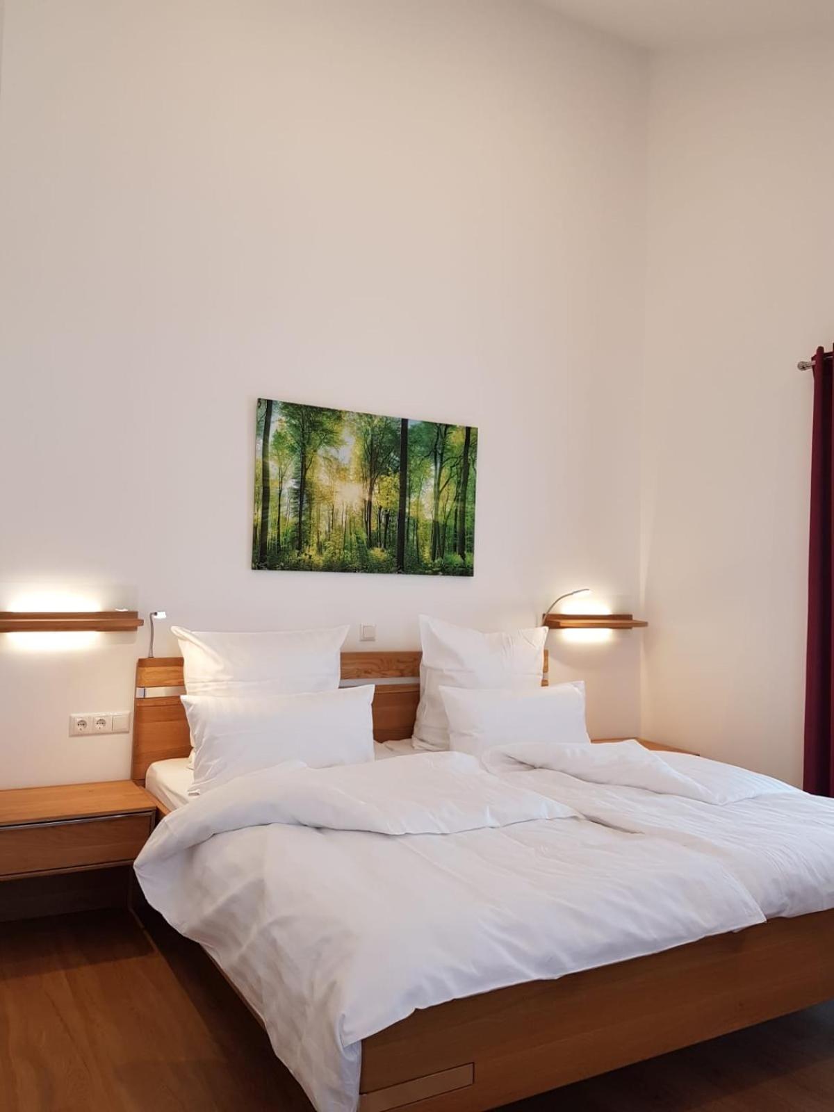 Deluxe King Room photo 1