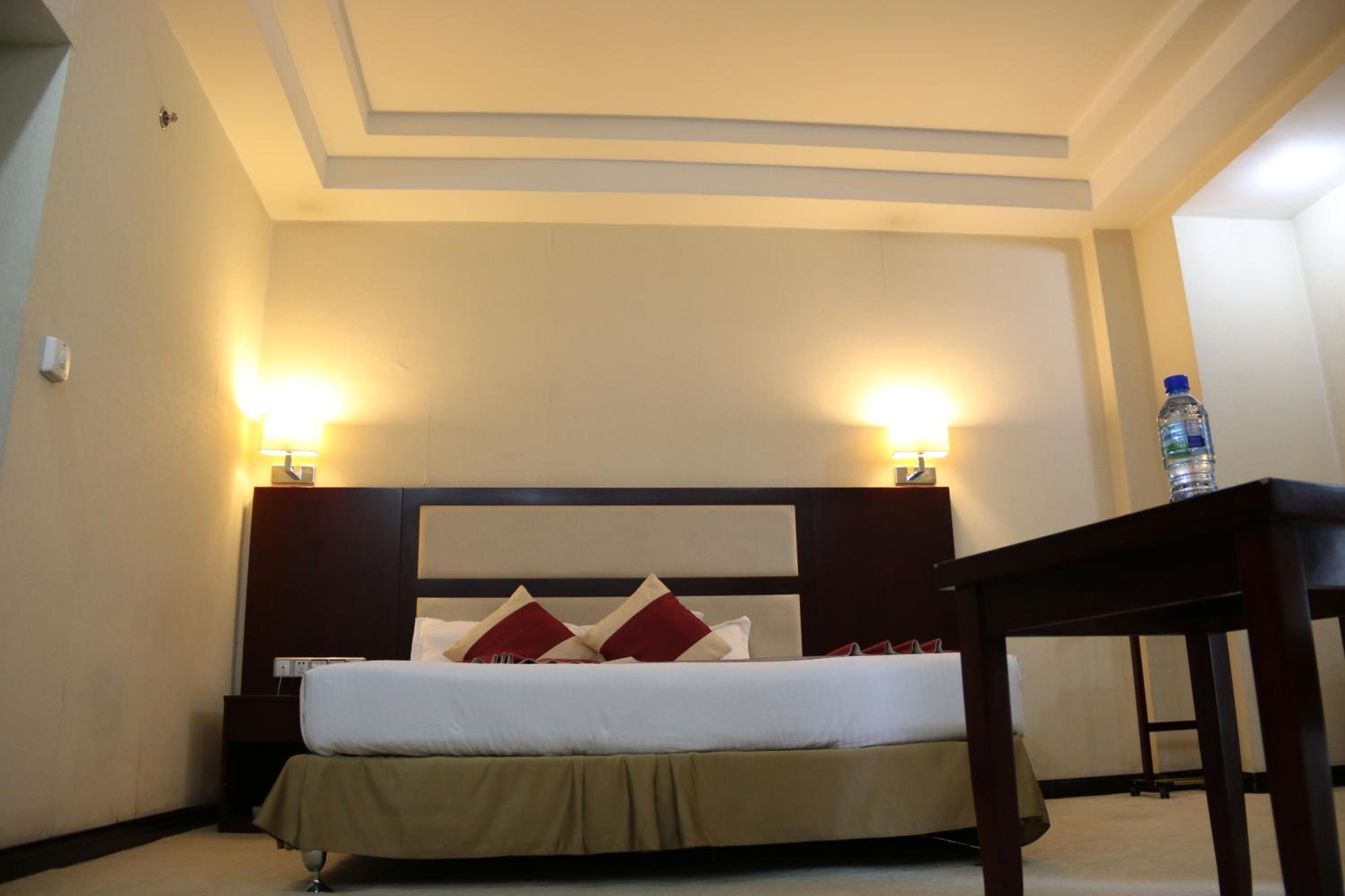 Queen Room - Photo 1