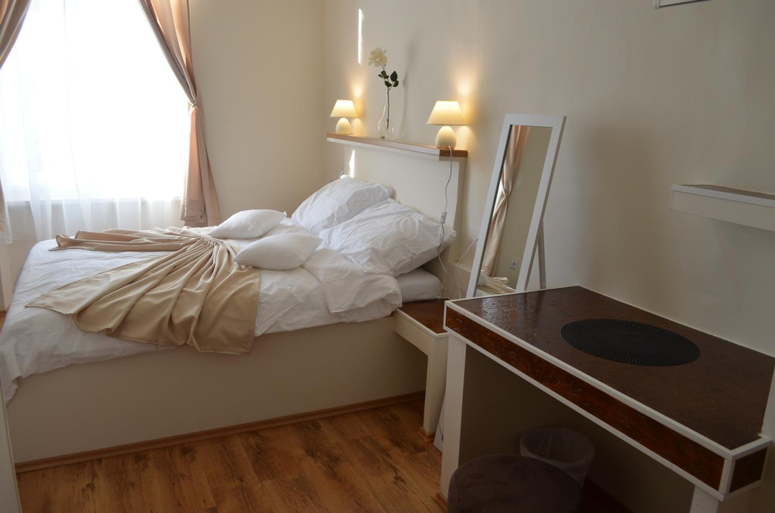 Standard Double Room - Photo 1