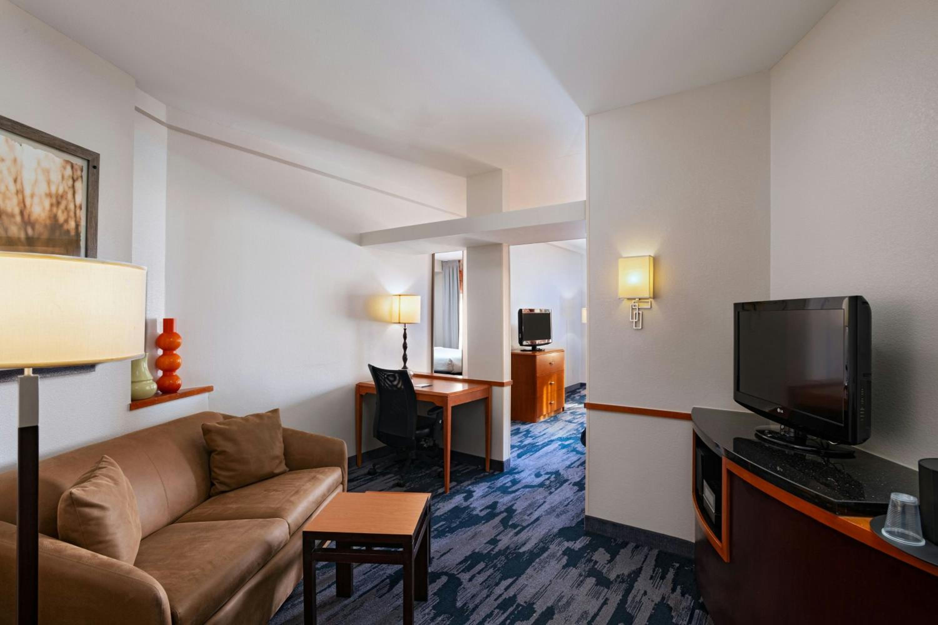 King Suite with Sofa Bed - Hearing Accessible