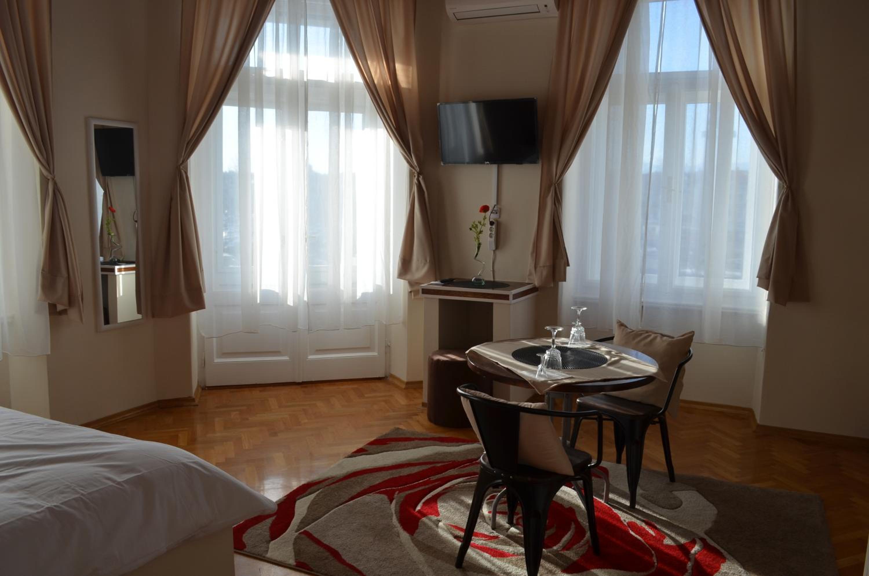 Superior Double Room - Photo 6